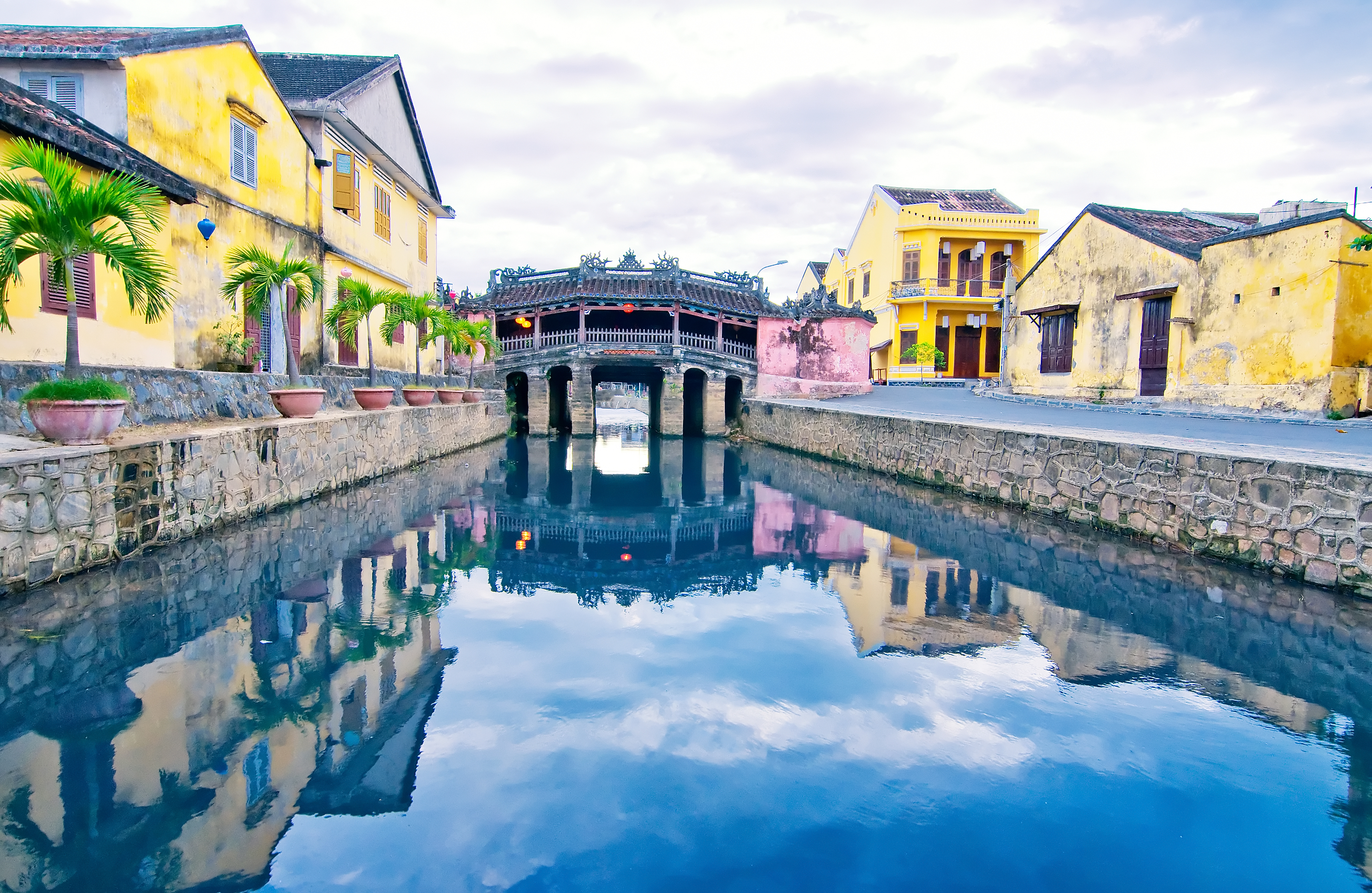 Where should I stay in Hoi An, at the beach or in town? - Tour East ...