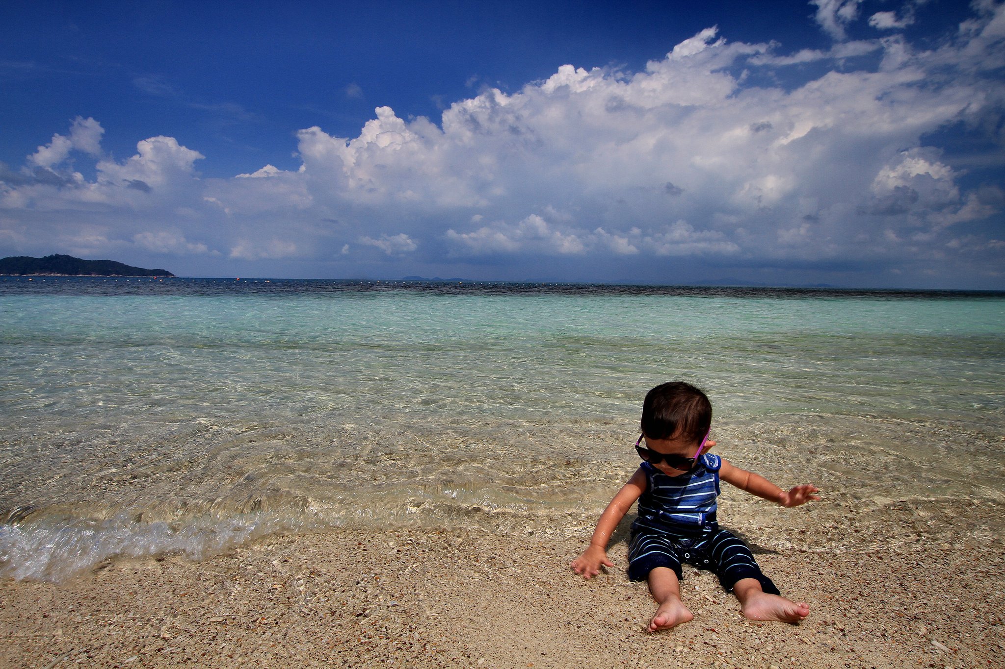 Tips For Going to the Beach With Babies and Toddlers | POPSUGAR Moms