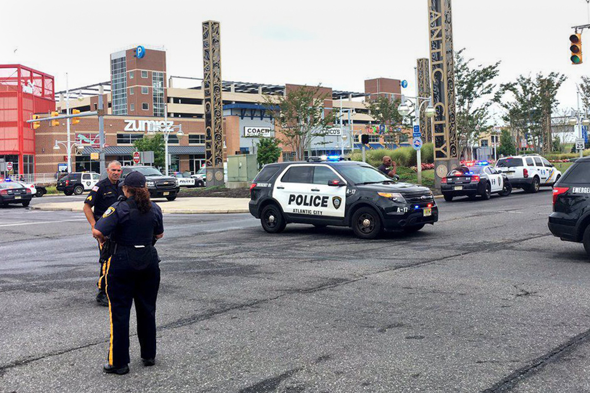Suspect killed, officer injured in Atlantic City shooting