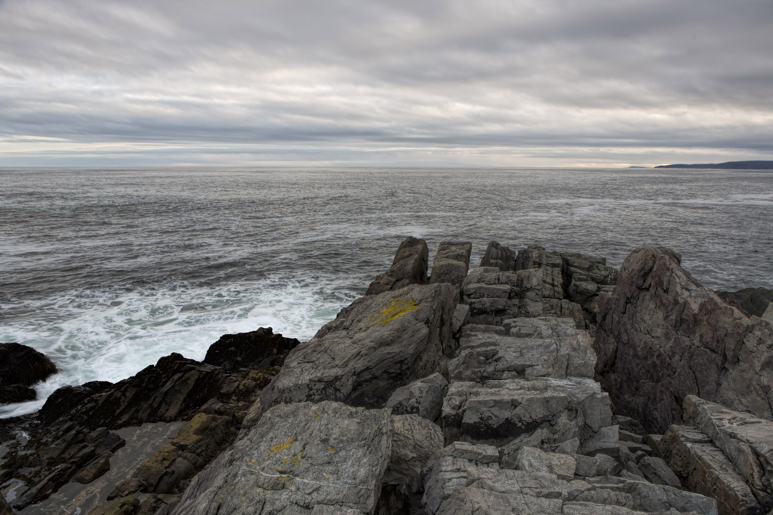 Atlantic Coastline Cliffs, Wild, Splash, Rugged, Rushing, HQ Photo