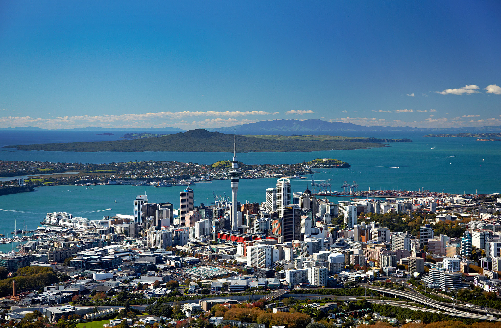 Emirates Town Office in Auckland, New Zealand - Airlines-Airports