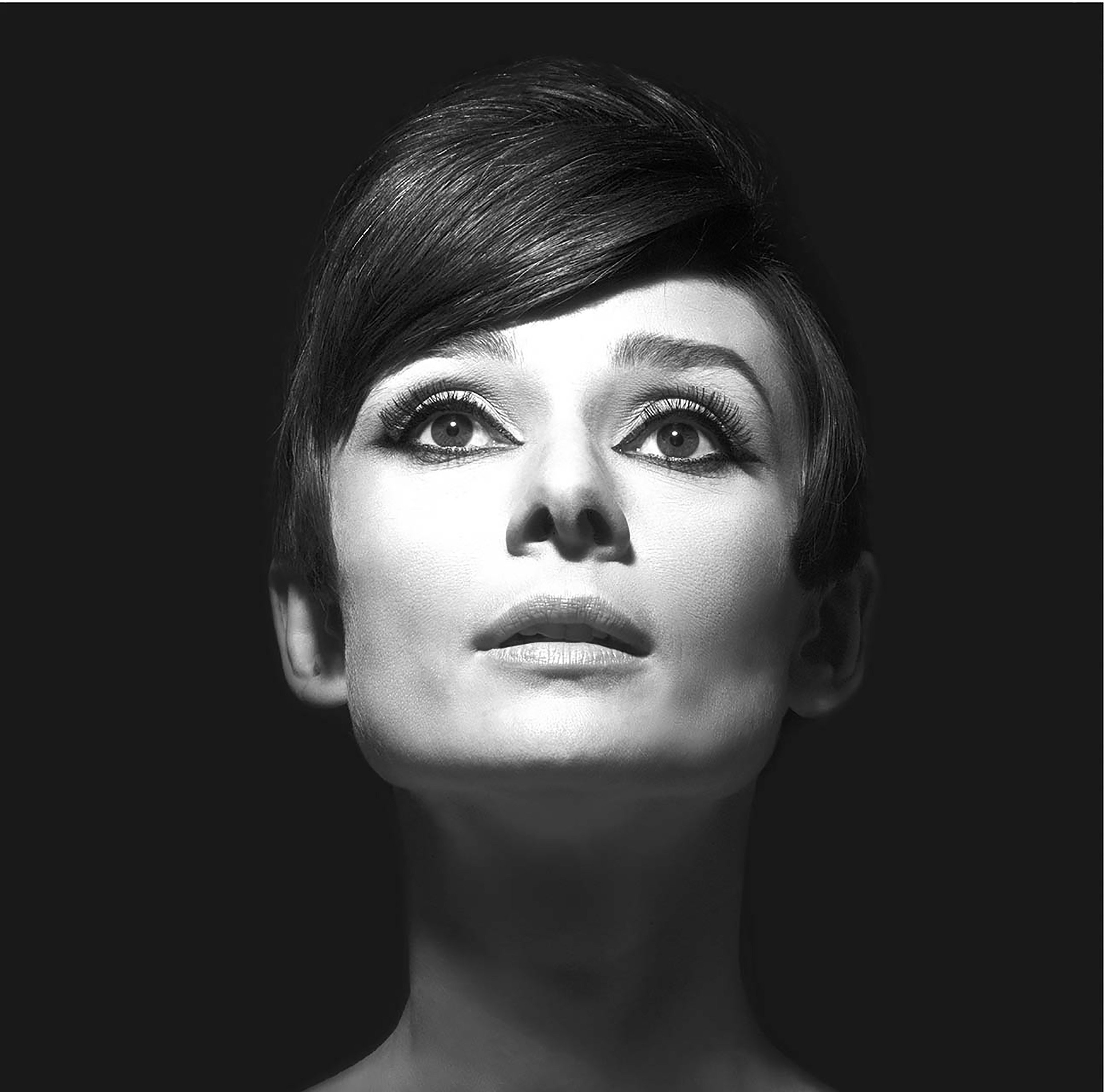 Audrey Hepburn, Paris, 1965 – Heart Of Gold Fine Art