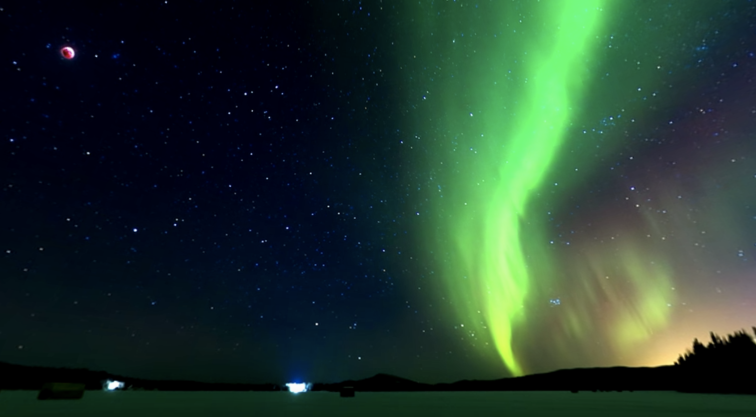 Video: 360° 8K timelapse of the aurora borealis during a lunar ...