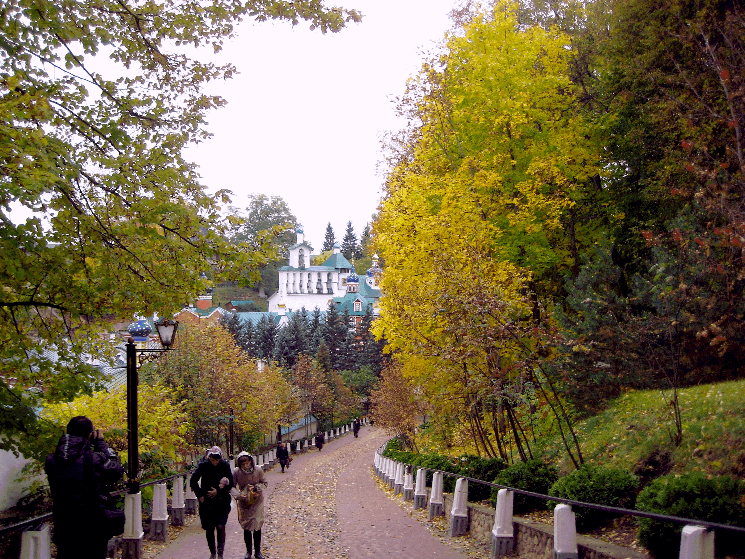 File:731. Pechory. Pskovo-Pechersky Monastery.jpg - Wikimedia Commons