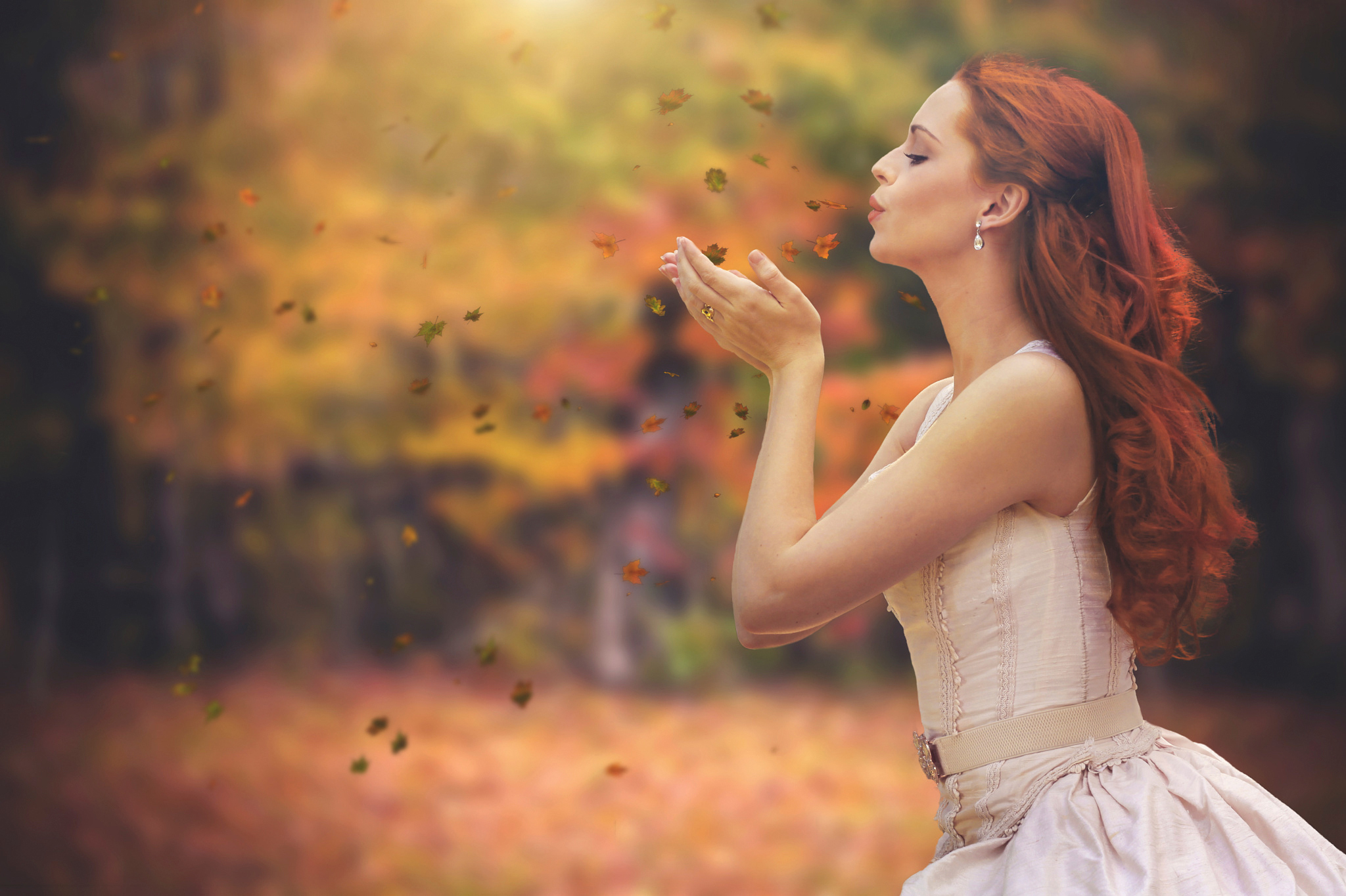 lady, Female, woman, autumn, leaves, fall, autumn splendor, Kiss ...