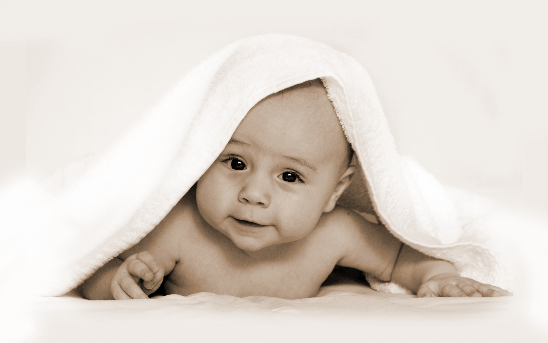 Baby with white bathroom towel HD wallpaper | Wallpaper Flare