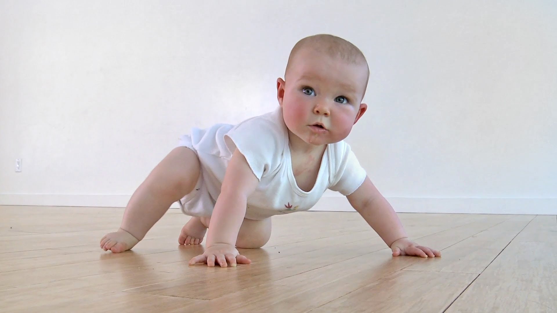 Crawling - Feldenkrais with Baby Liv - YouTube