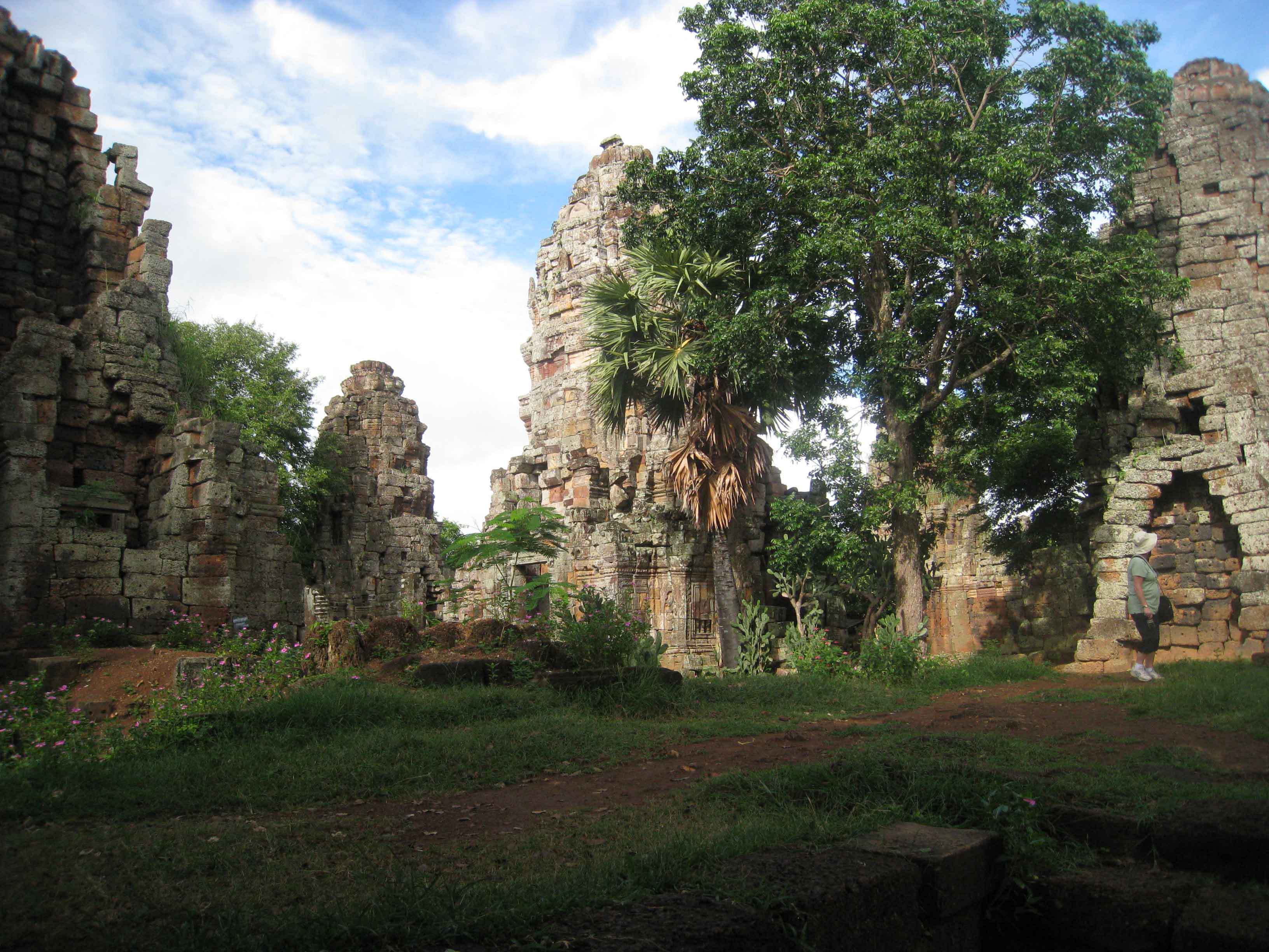 Wat Banan - Battambang Province — TerraFirmaTourist