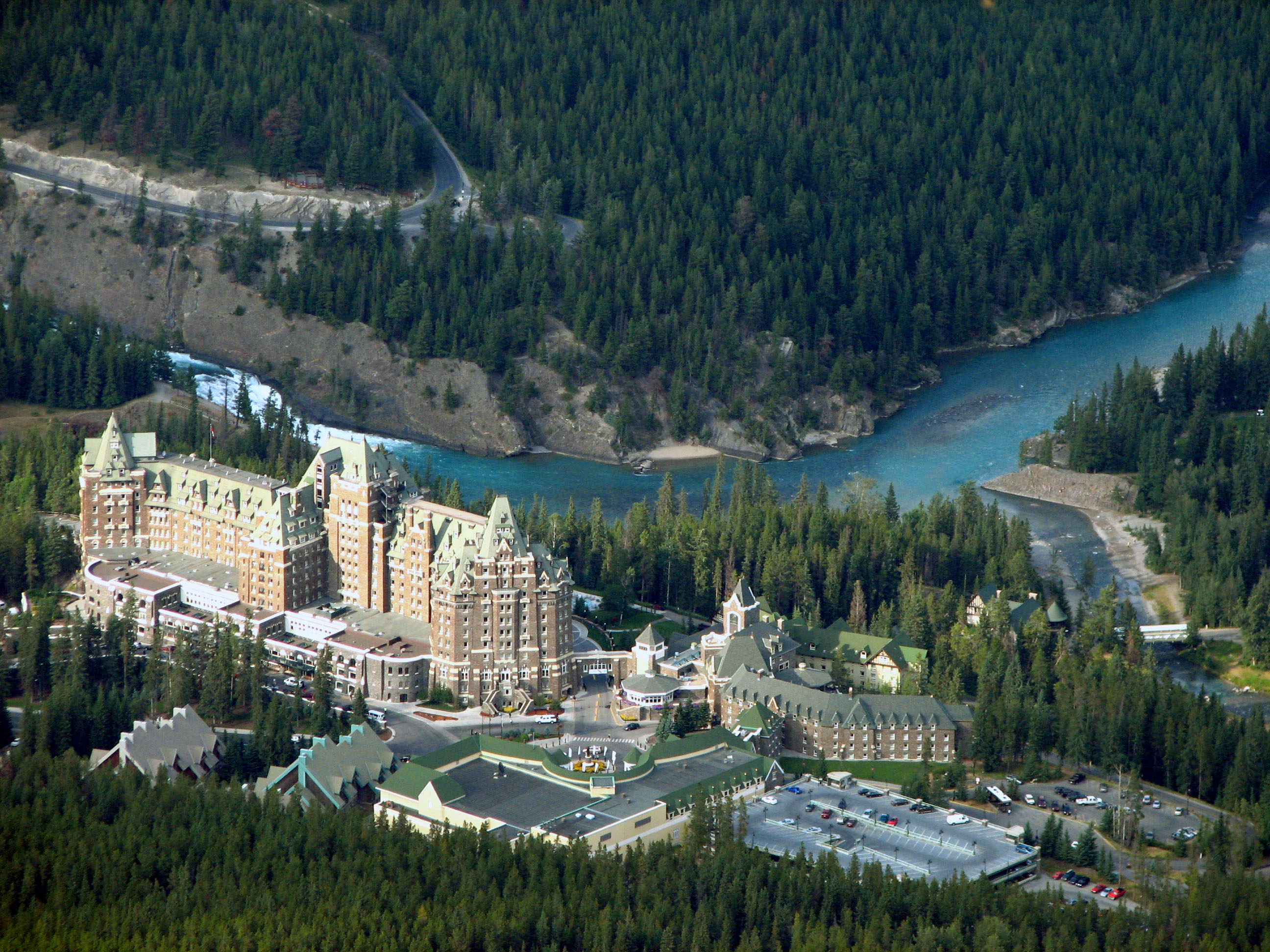 Banff.Springs.Hotel.original.28427.jpg - Thousand Wonders
