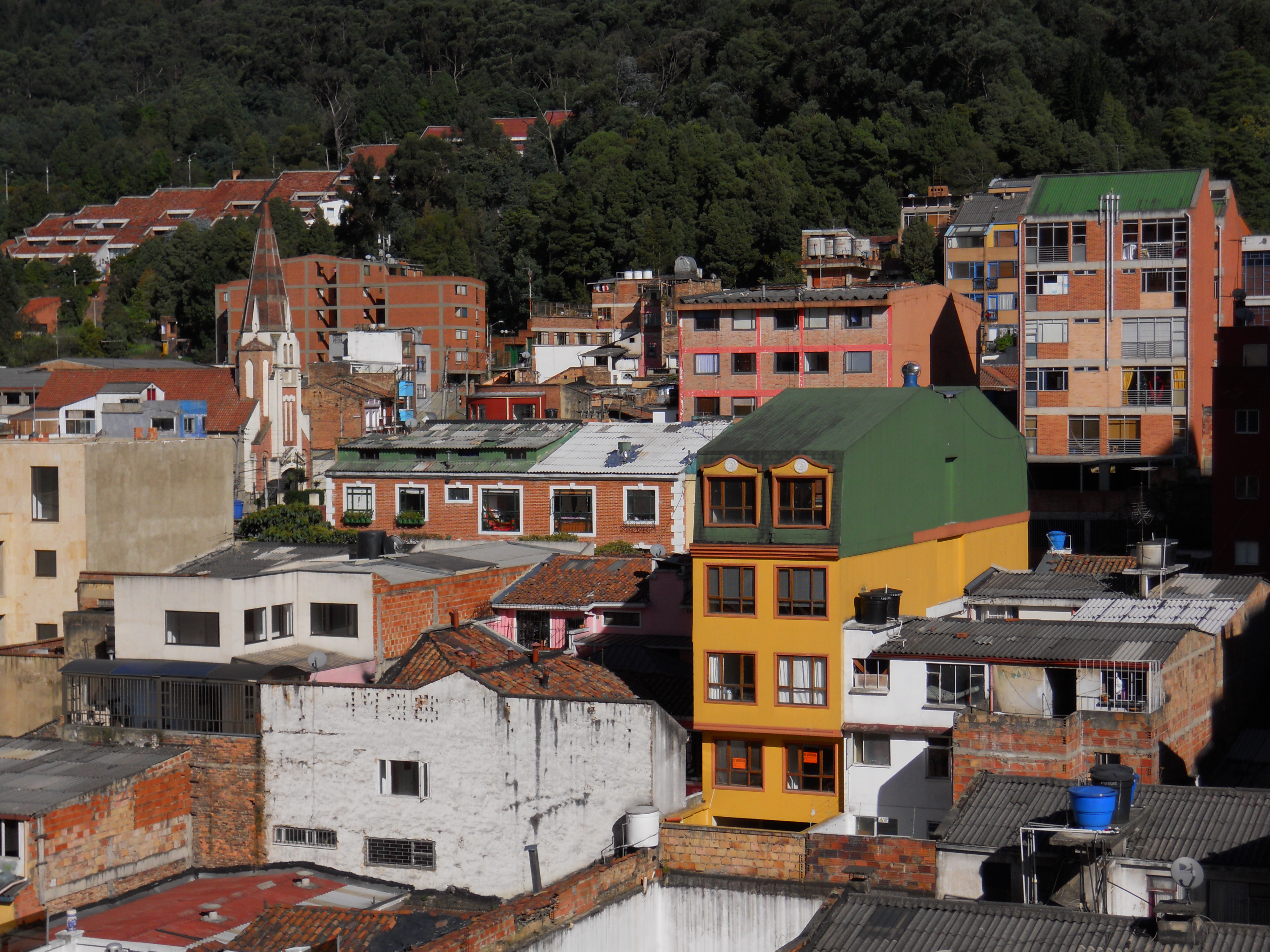 File:Barrio La Macarena.JPG - Wikimedia Commons
