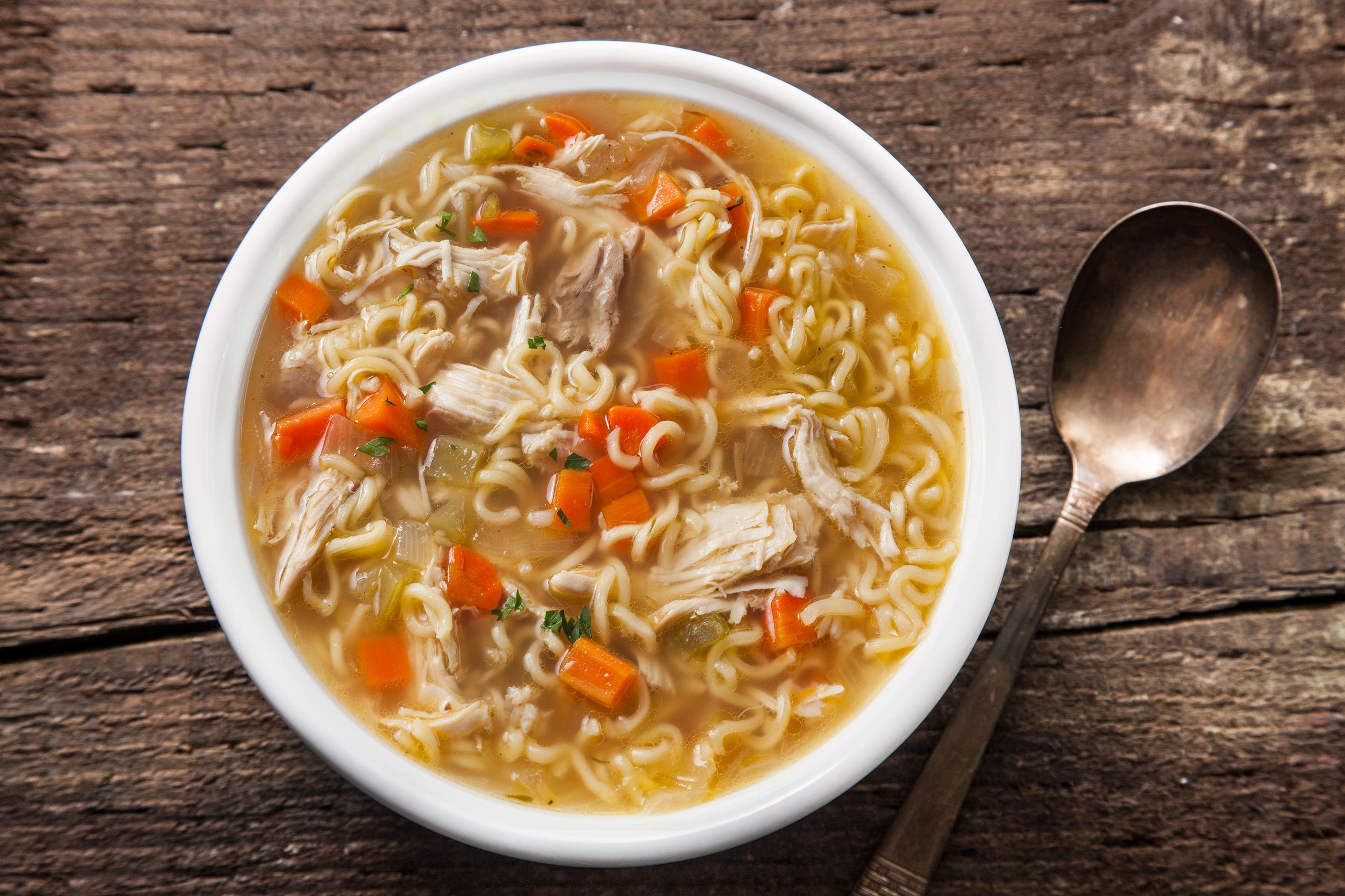 Easy Chicken Noodle Soup Recipe - Chowhound