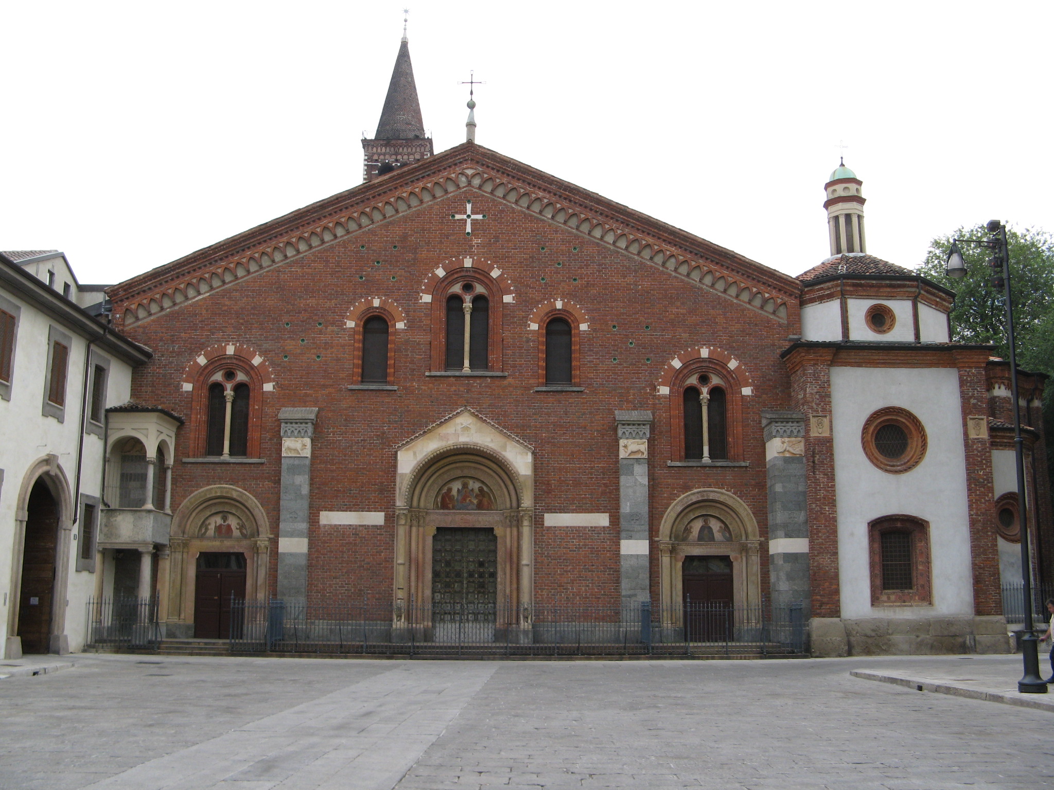 La Basilica di Sant'Eustorgio - Italia Medievale