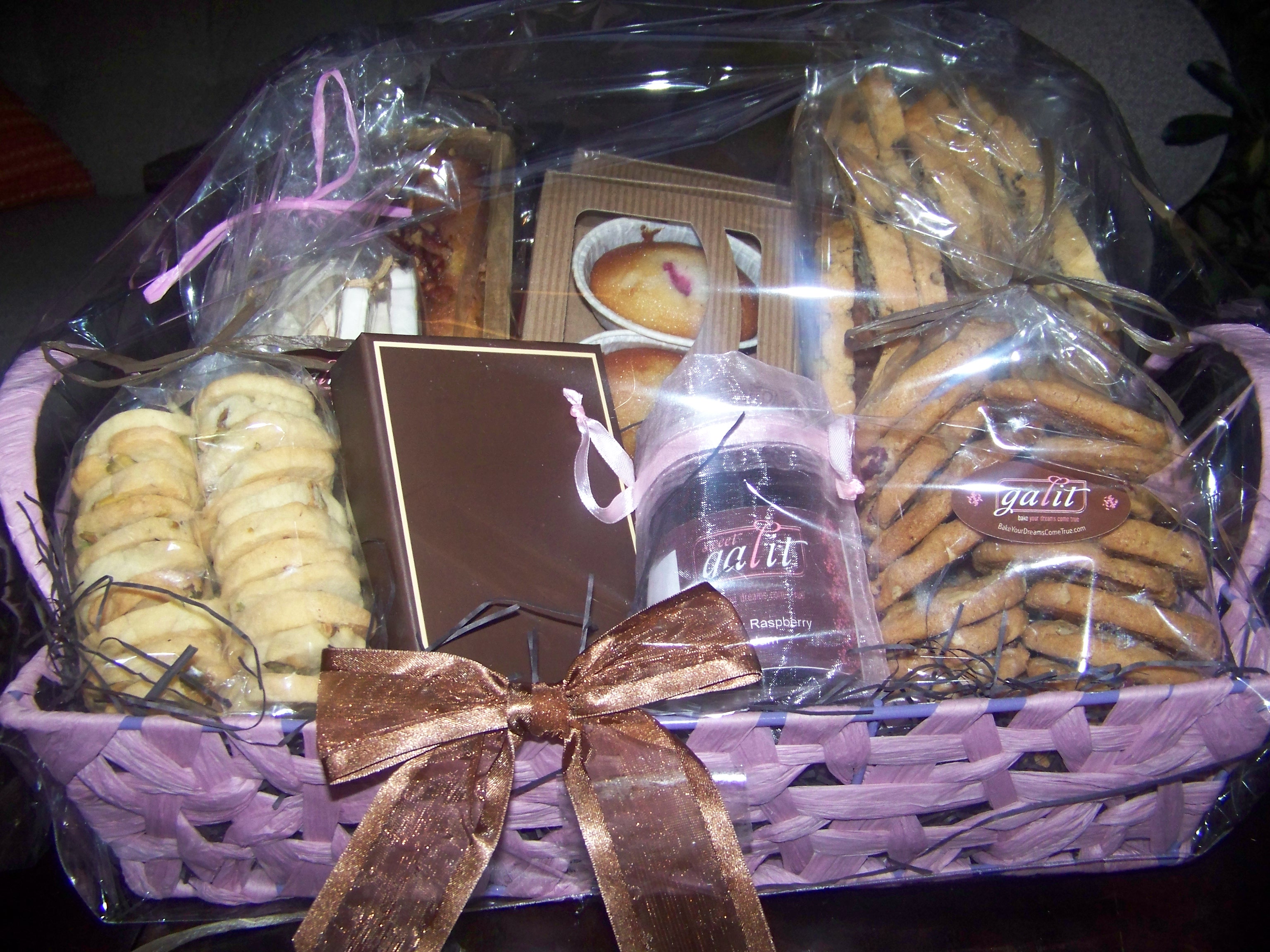 pastry gift baskets | Sweet Galit's Blog