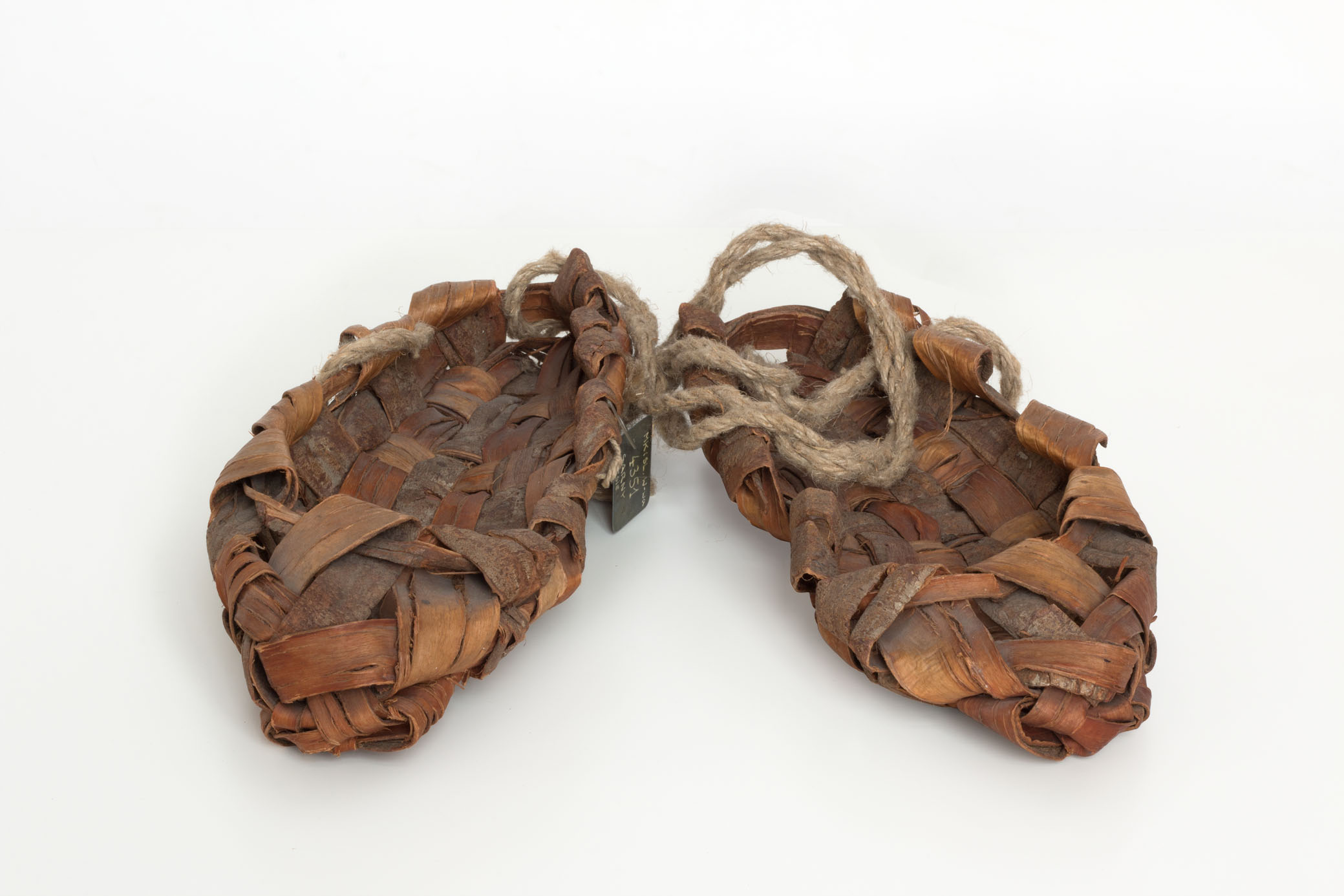Release Project - Artur Gosk - Bast shoes