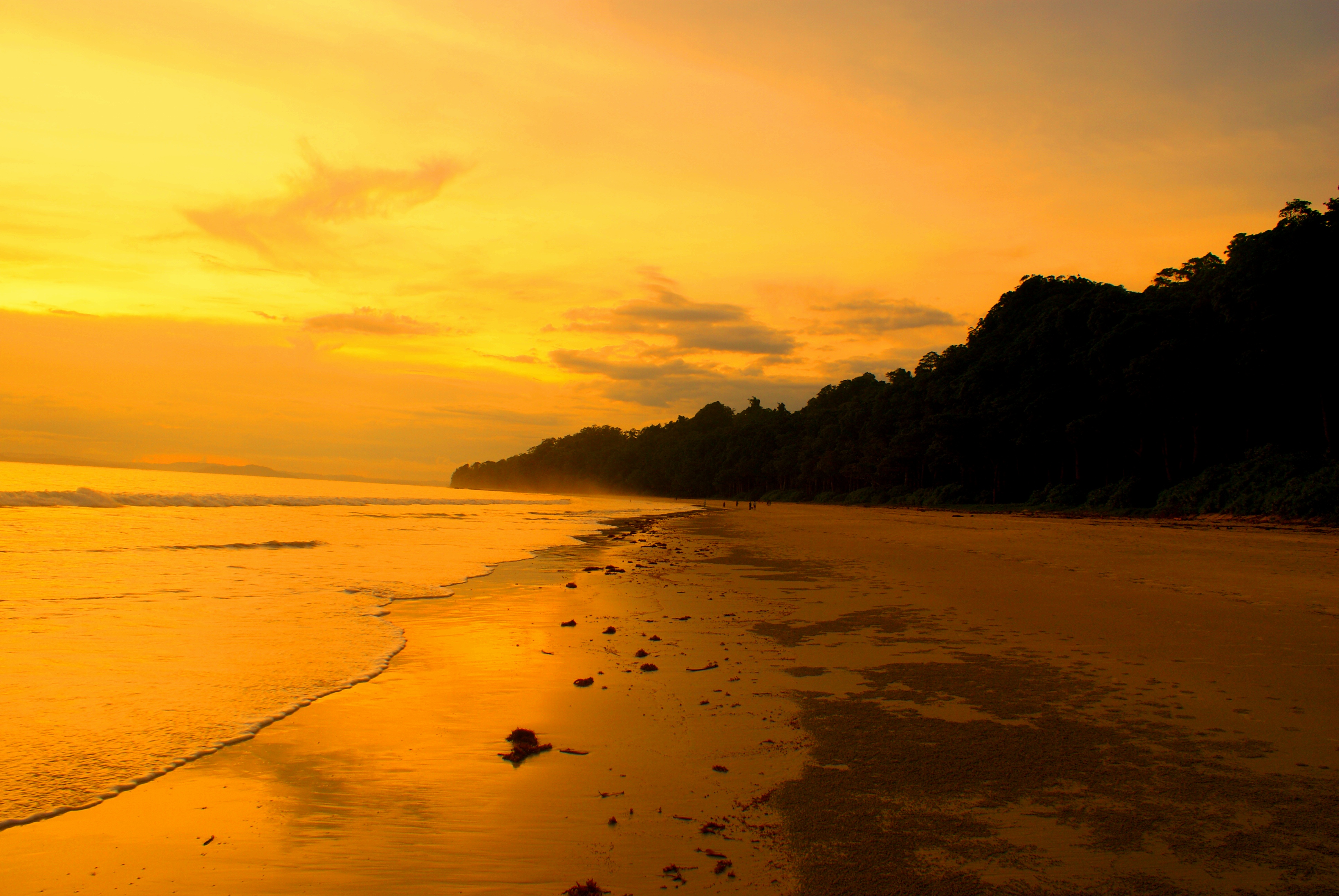 File:Radhanagar beach during sunset.JPG - Wikimedia Commons