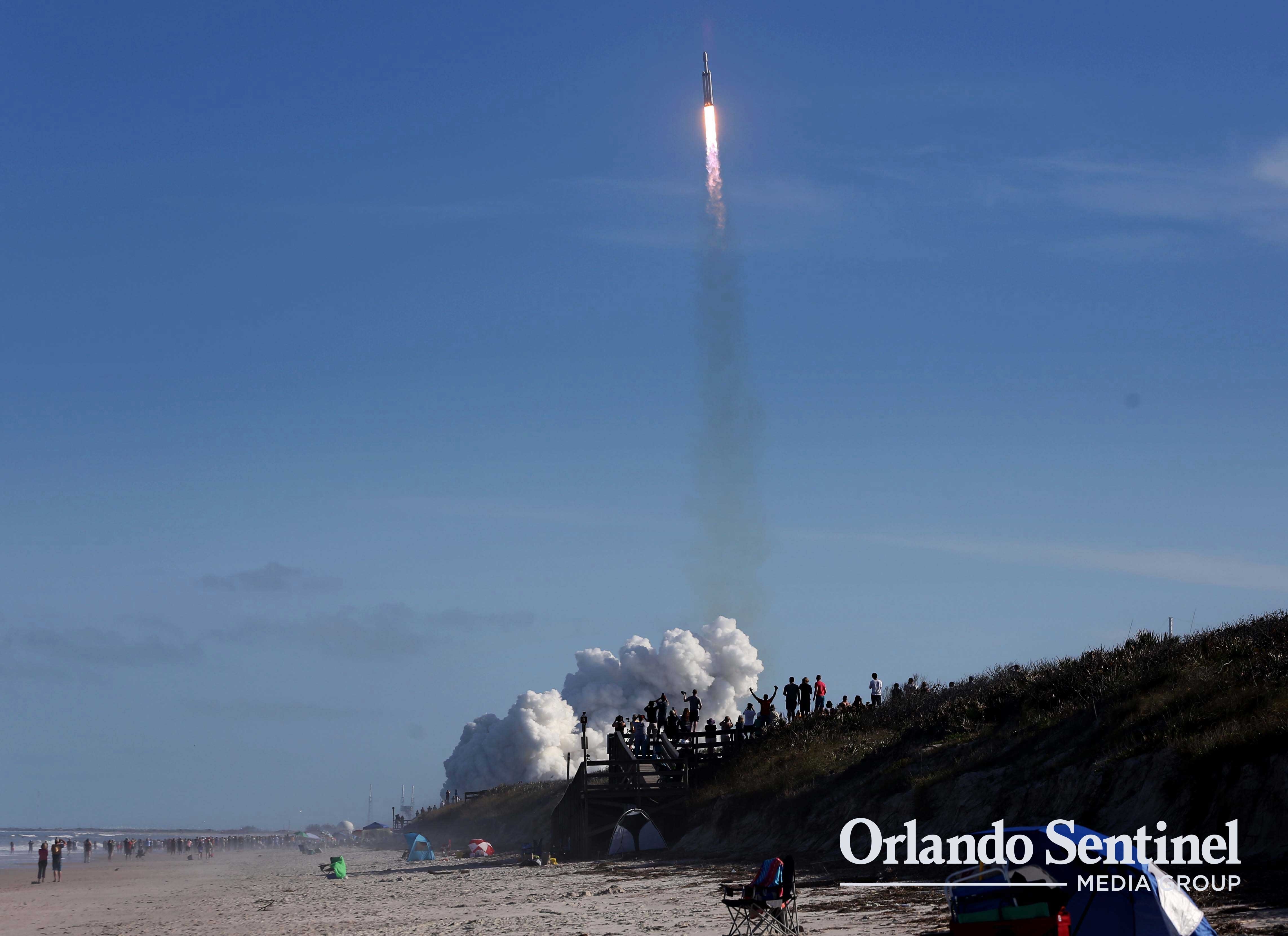 SpaceX Falcon Heavy Launch, Playalinda Beach View - 02/06/18 ...
