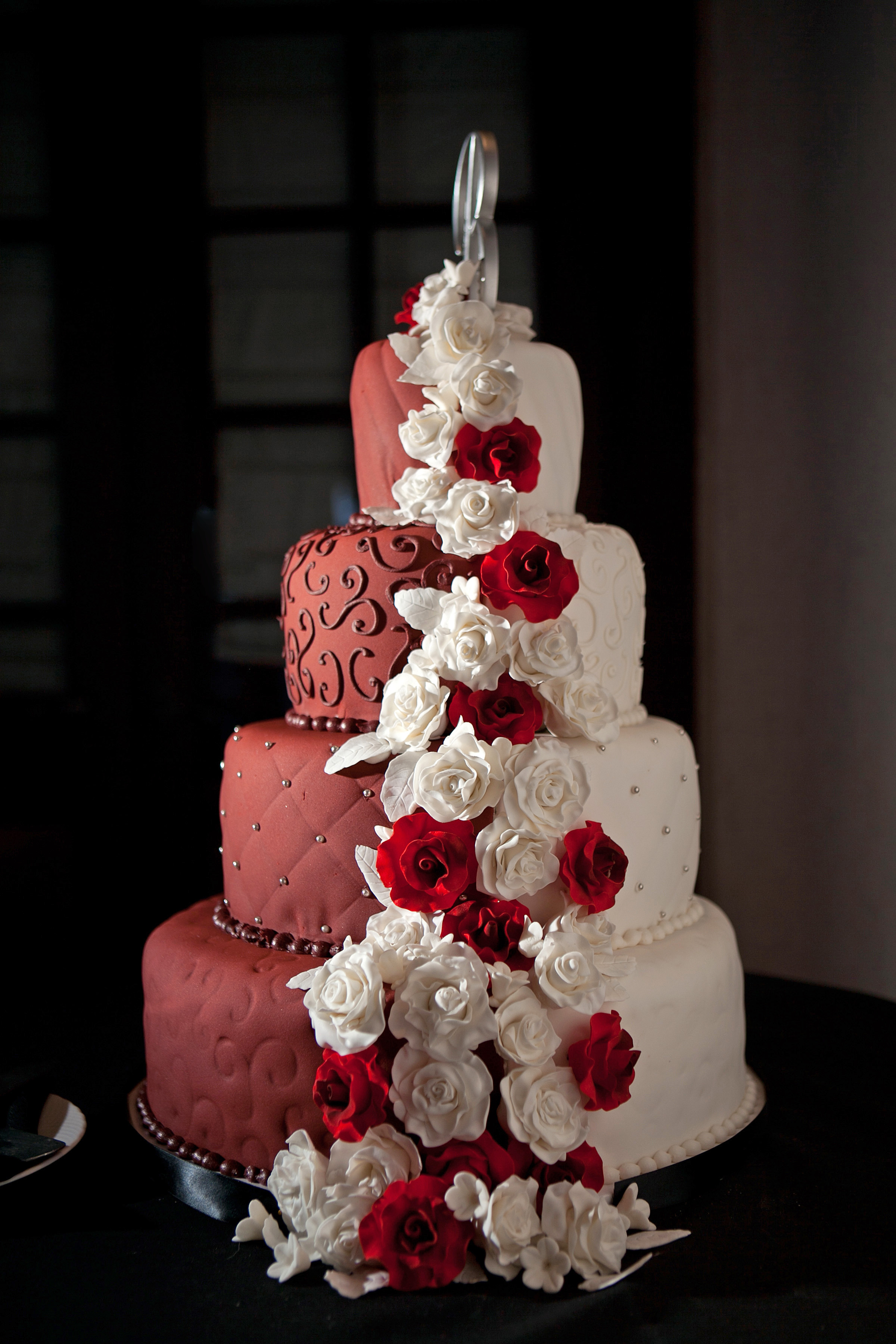 Beautiful White Wedding Cakes - Picture Gallery | Stephanie ...