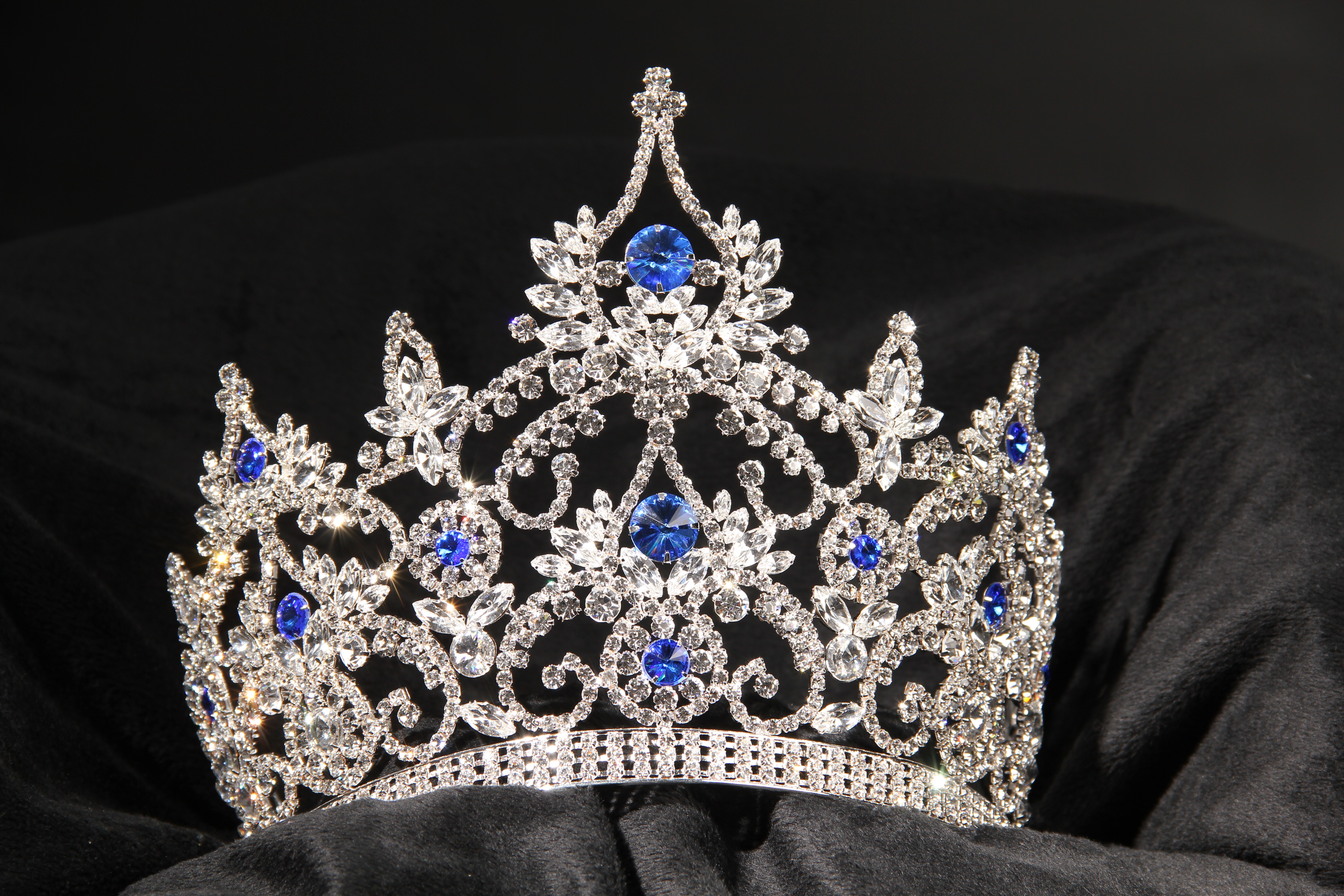 The 2011 Miss Teen Great Britain crown… REVEALED!! | Miss Teen Great ...
