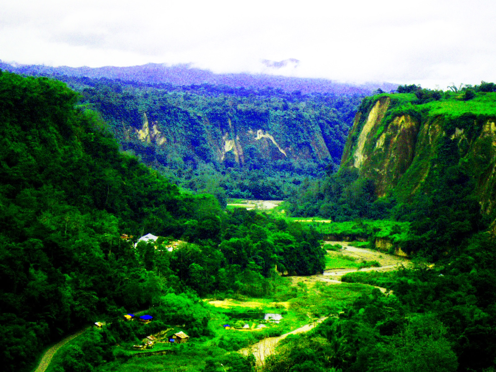 The Beauty Landscape of Indonesia: Sianok Canyon, Historic Beautiful ...
