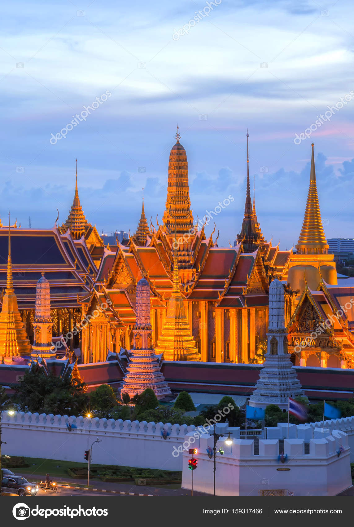 The beauty of the Emerald Buddha Temple at twilight. And while the ...