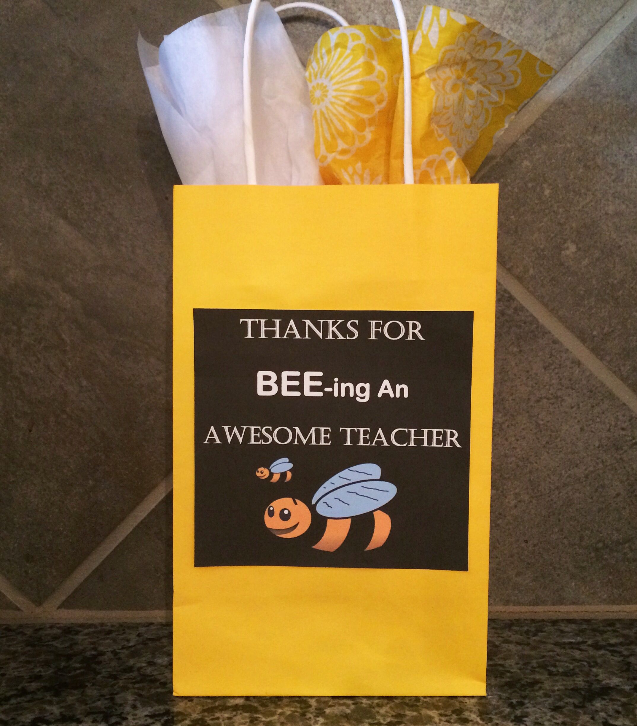 Thanks For BEE-ing An Awesome Teacher gift bag with Spring Oreo's ...