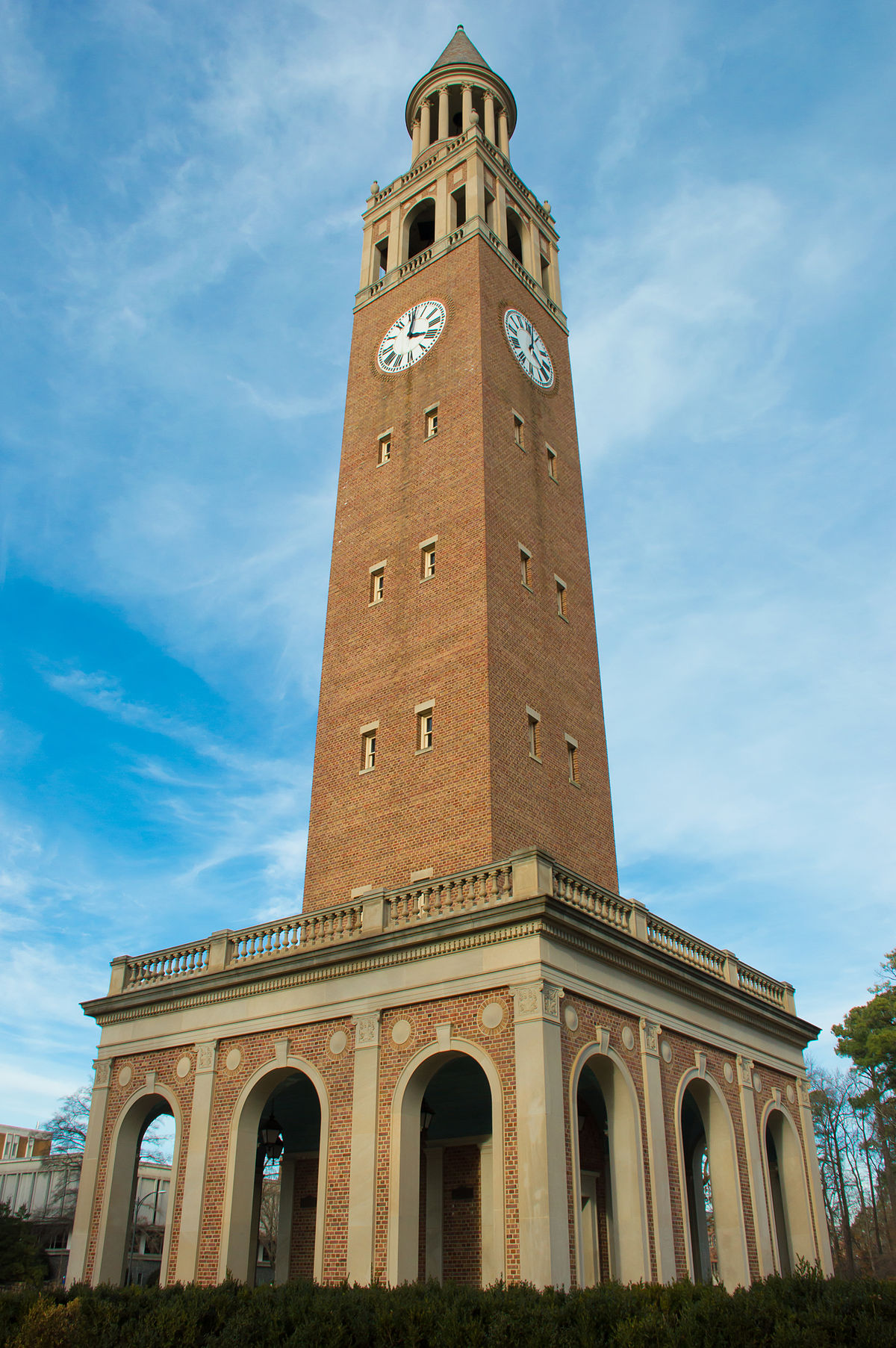 Morehead-Patterson Bell Tower - Wikipedia