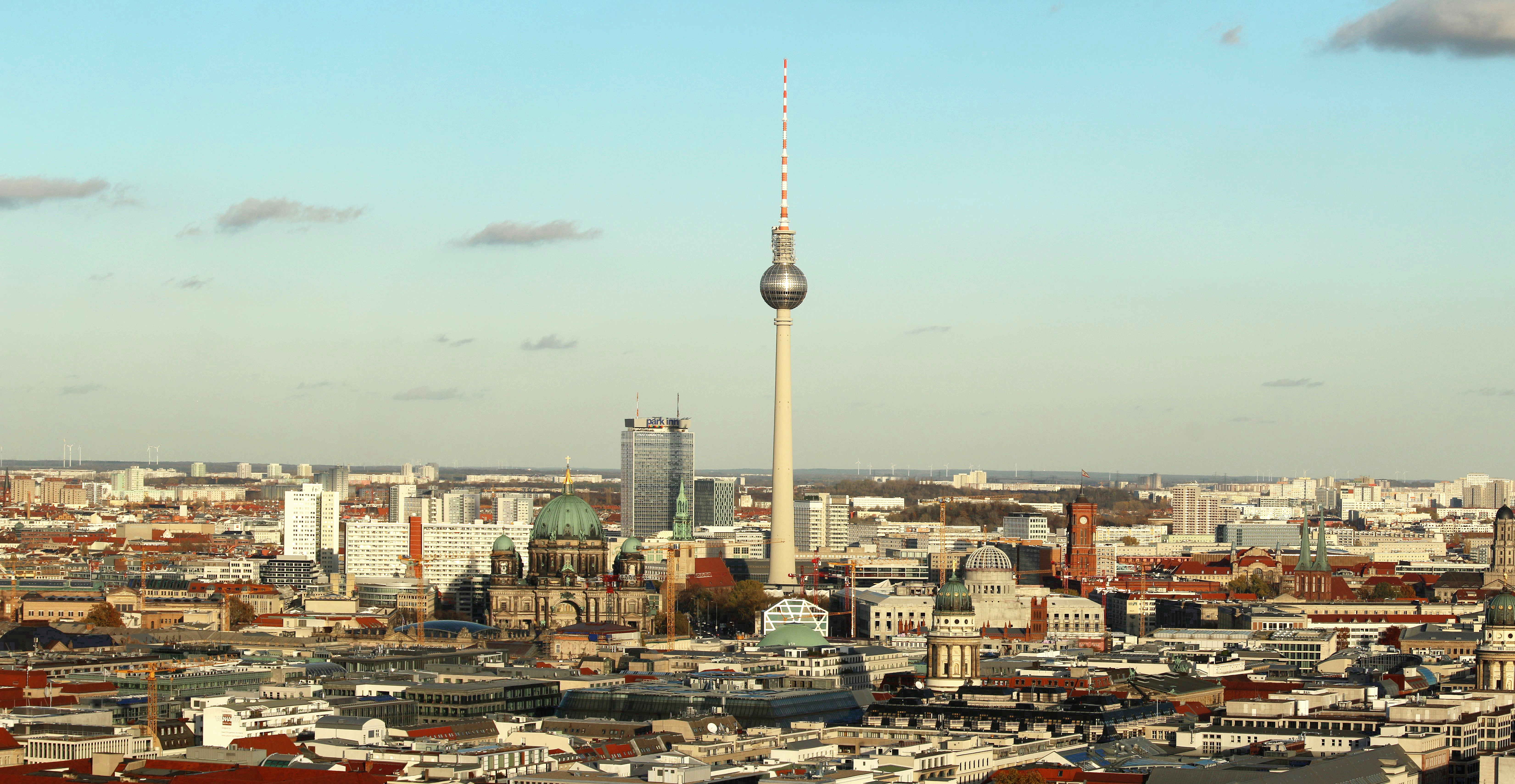 File:Berlin Panorama Mitte.jpg - Wikimedia Commons
