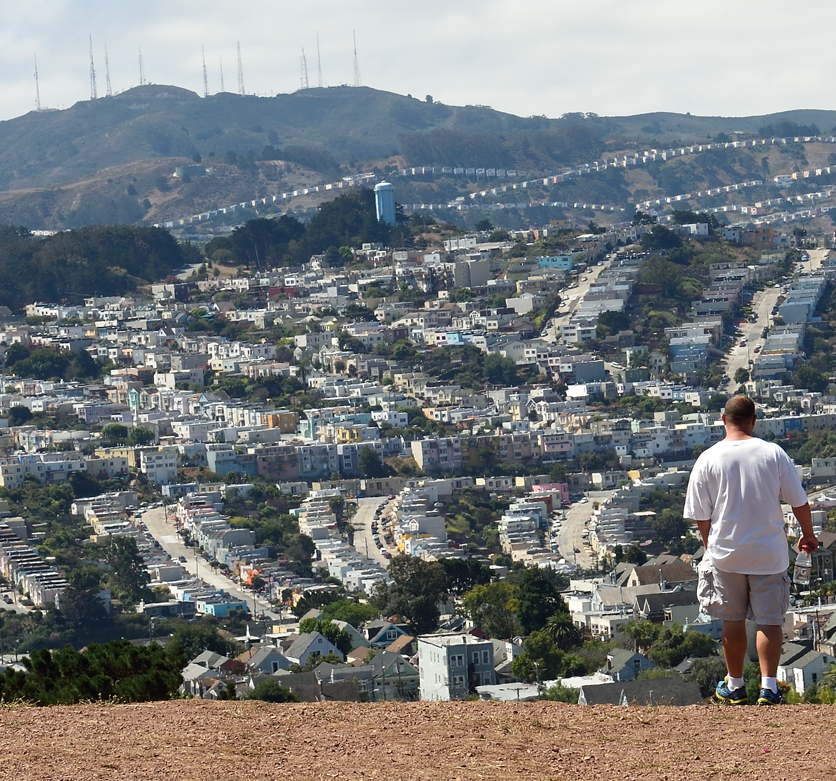 File:View south from Bernal Hill in San Francisco to Excelsior water ...