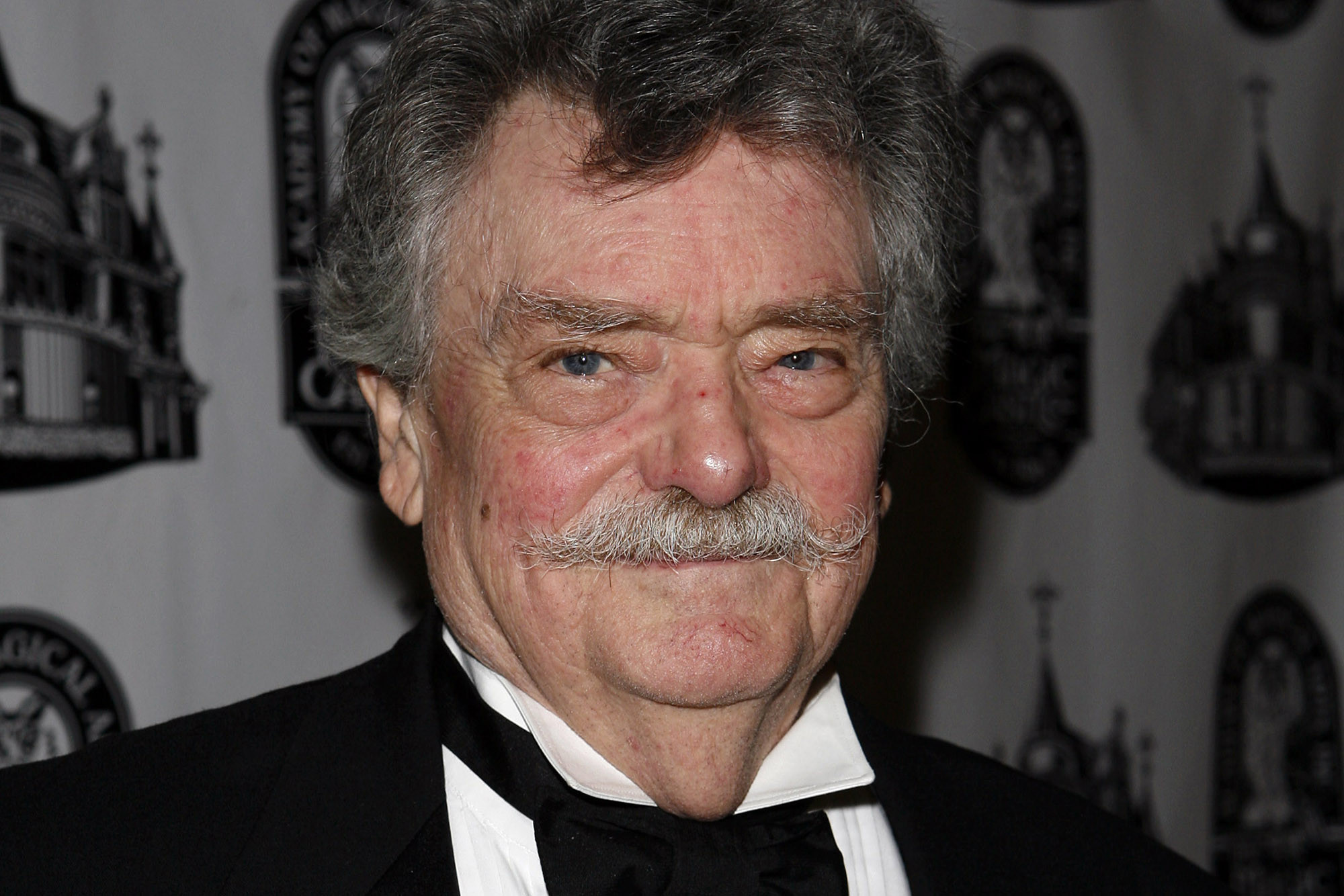 Bewitched' actor Bernard Fox dies at 89 | Page Six