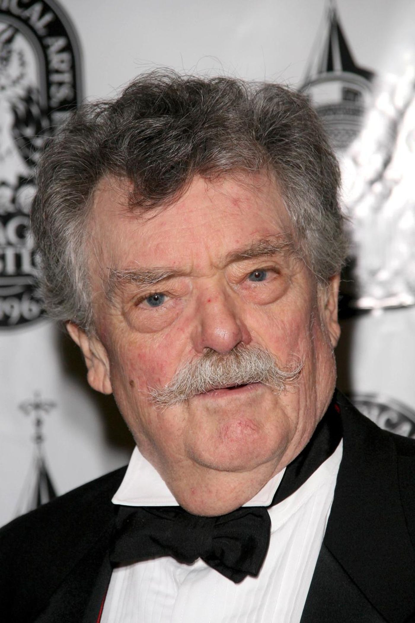 Bewitched' and 'Titanic' actor Bernard Fox dead at 89 - NY Daily News