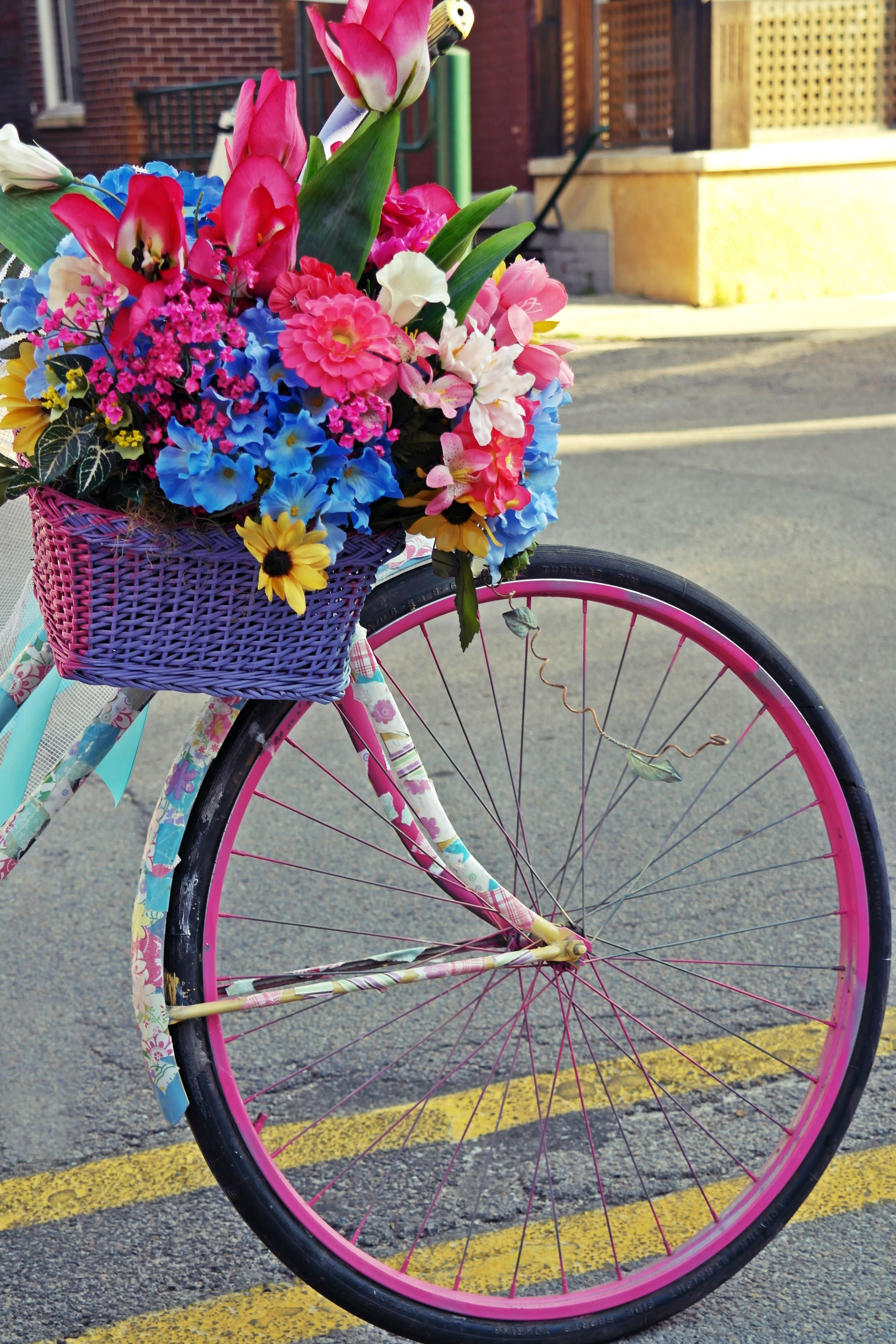 Bicycle and a Basket of Flowers | ༺ Bicycles ༻ | Pinterest ...