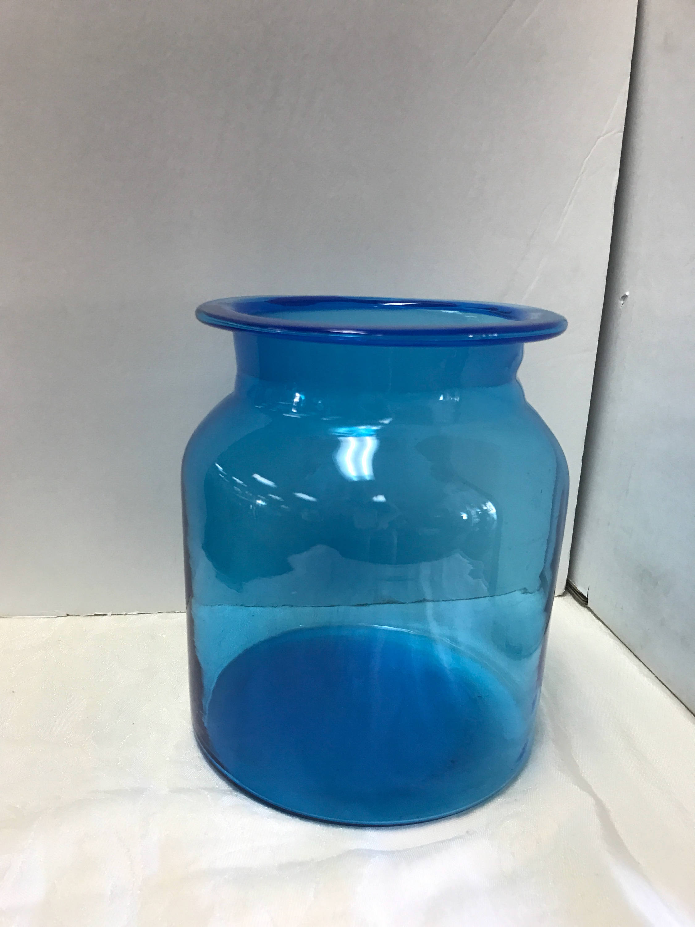 Big blue apothecary jar