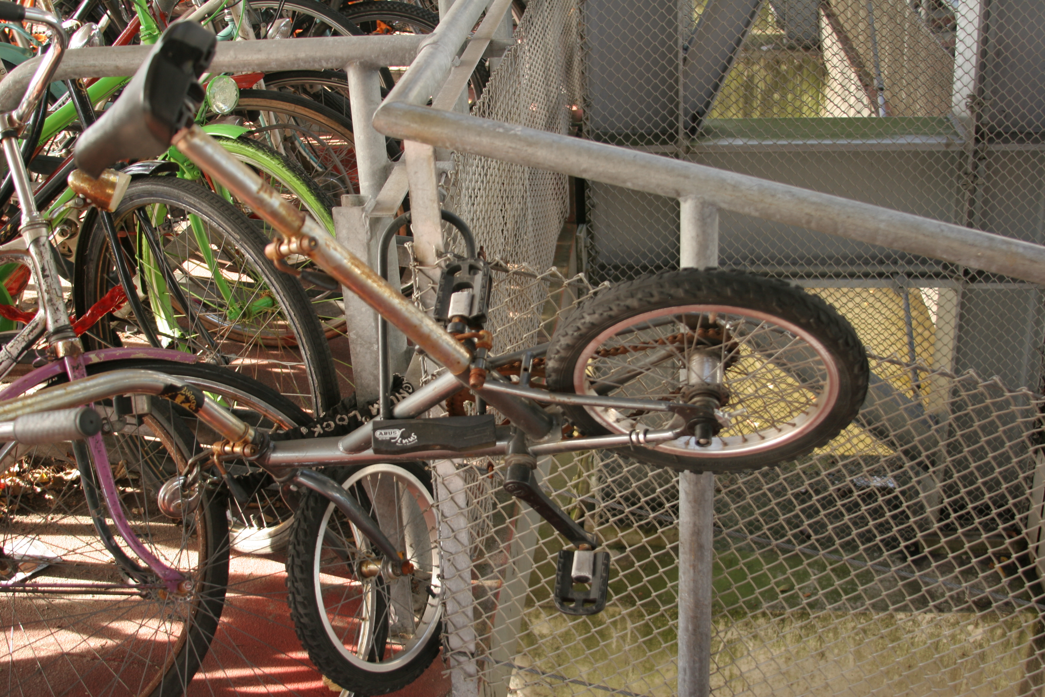Bikes at ams station 18oct05 - 7 photo