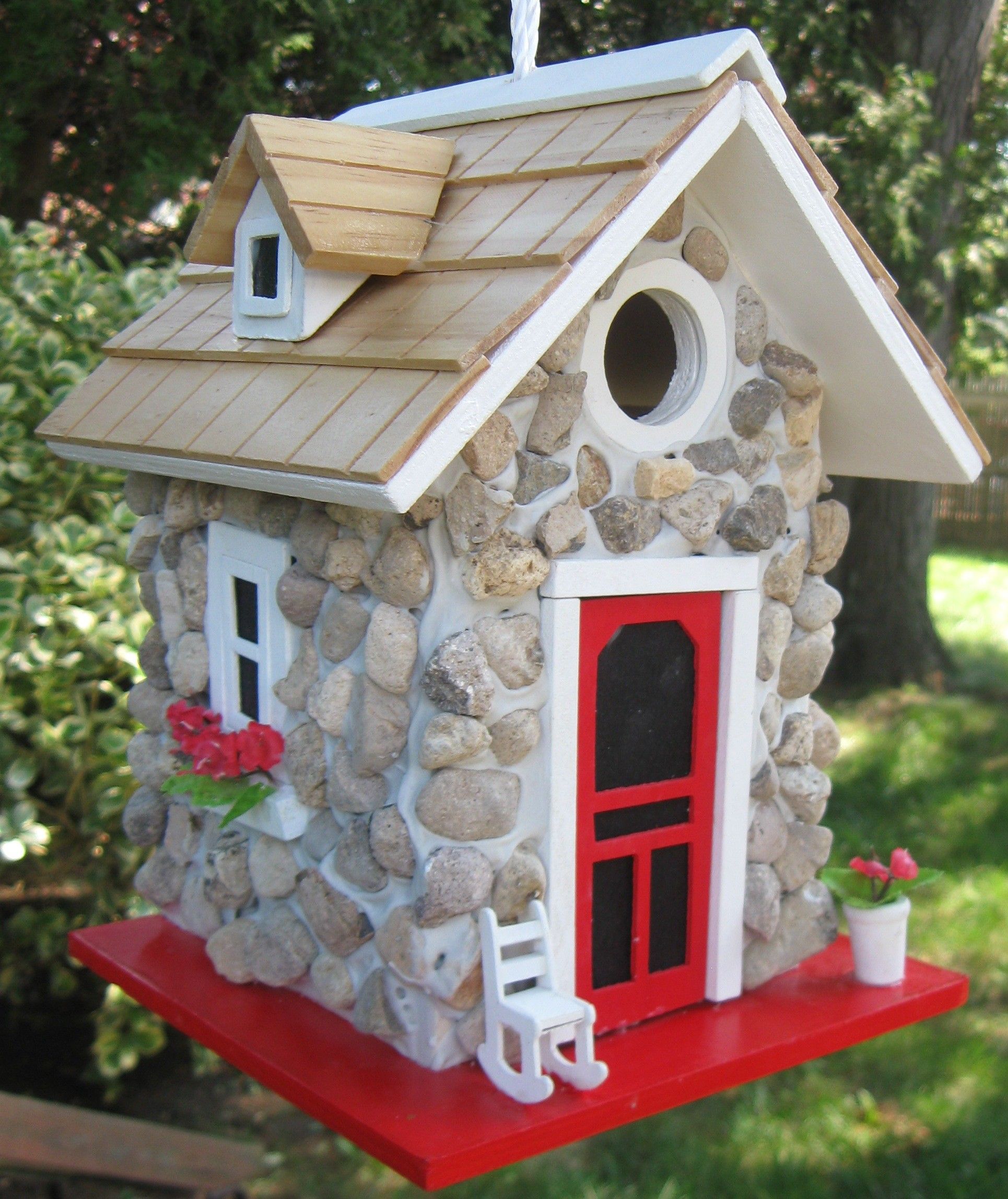 HB-6004S Fieldstone Guest Cottage (Single Unit - Stone) | Birdhouses ...