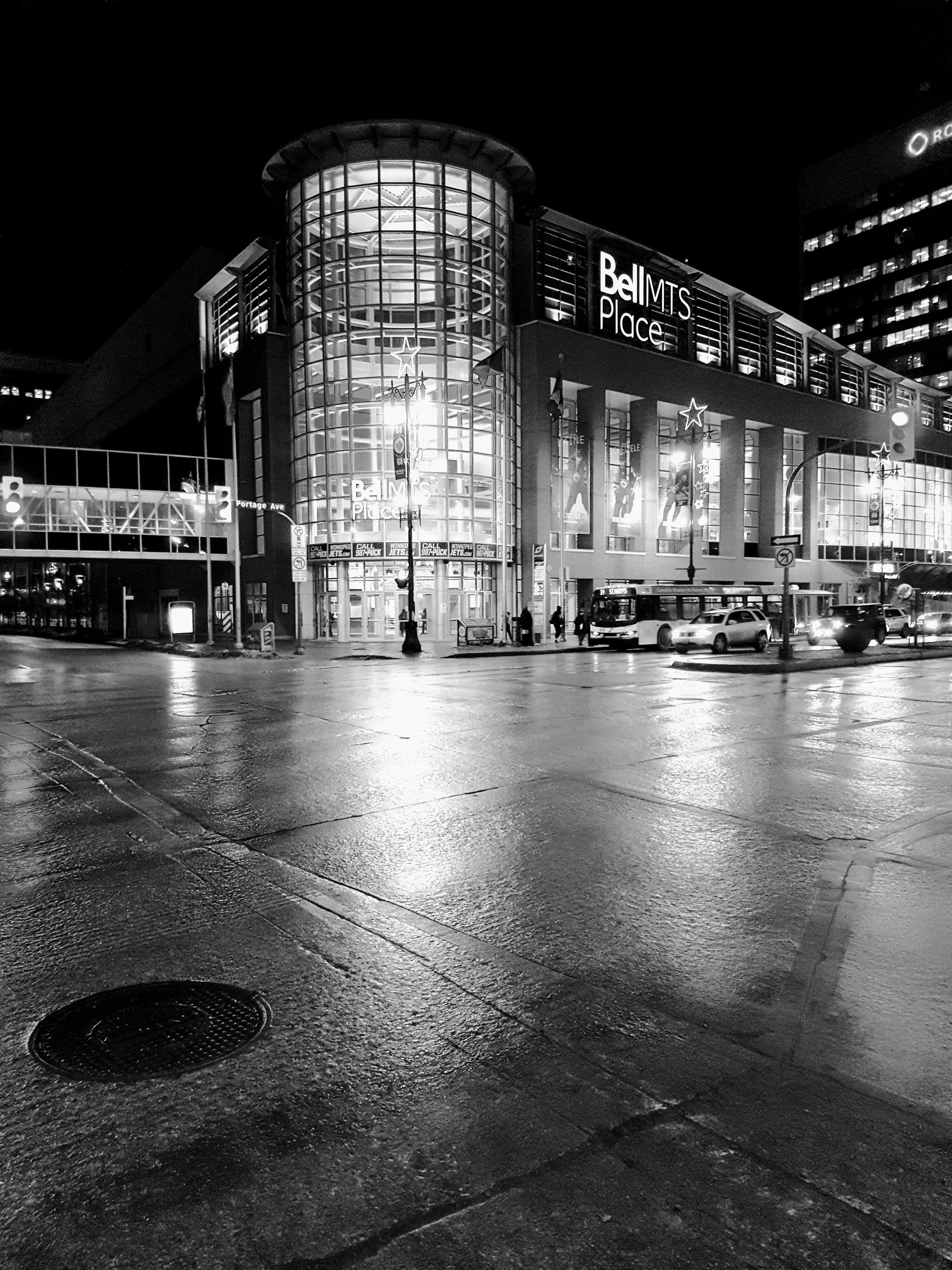 Free photo: Black and White Photo of the Building - Nightlife ...