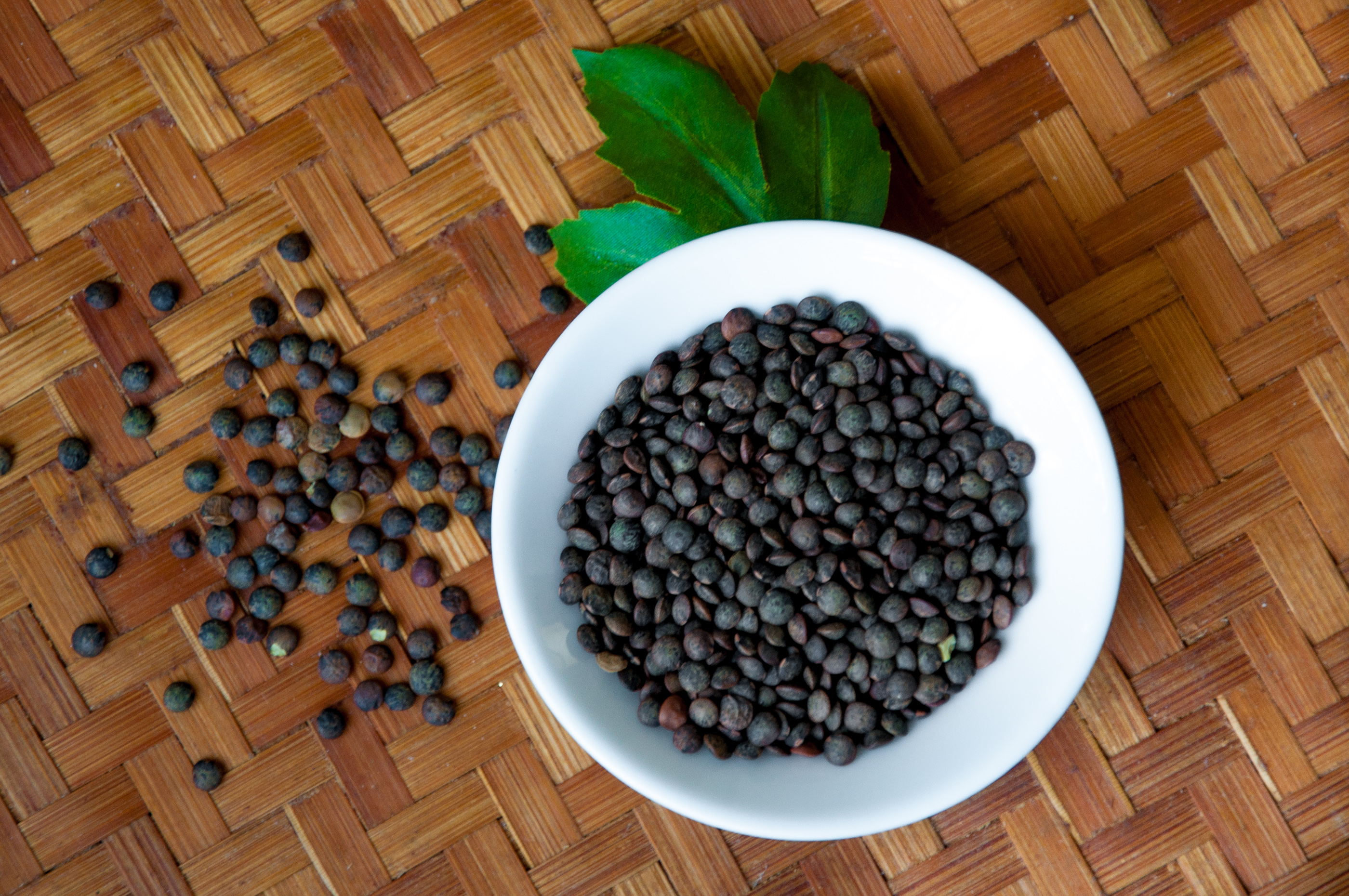 Black lentils photo