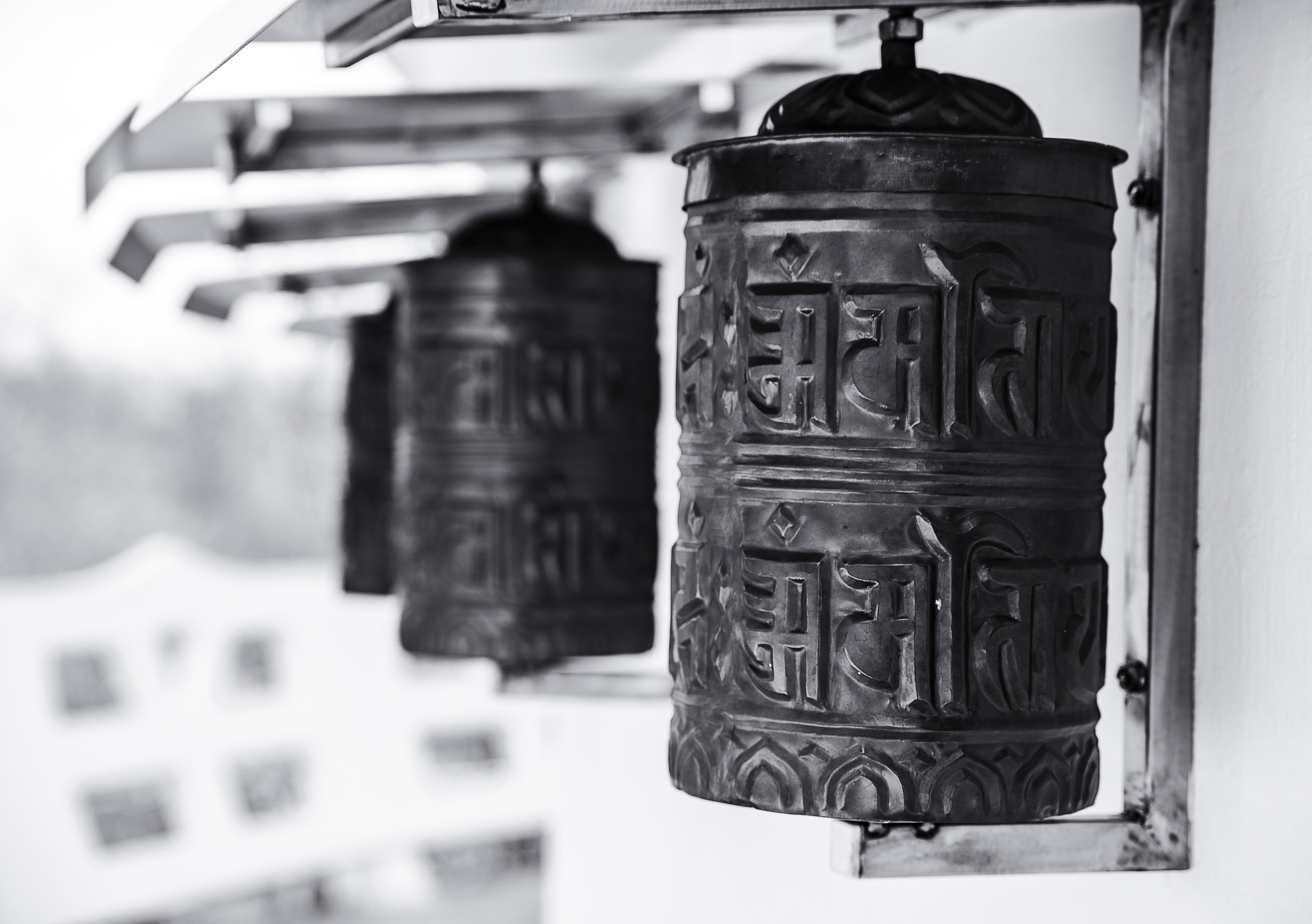 Black Steel Bells in Shallow Photography, Ancient, Antique, Barrel, Black and white, HQ Photo