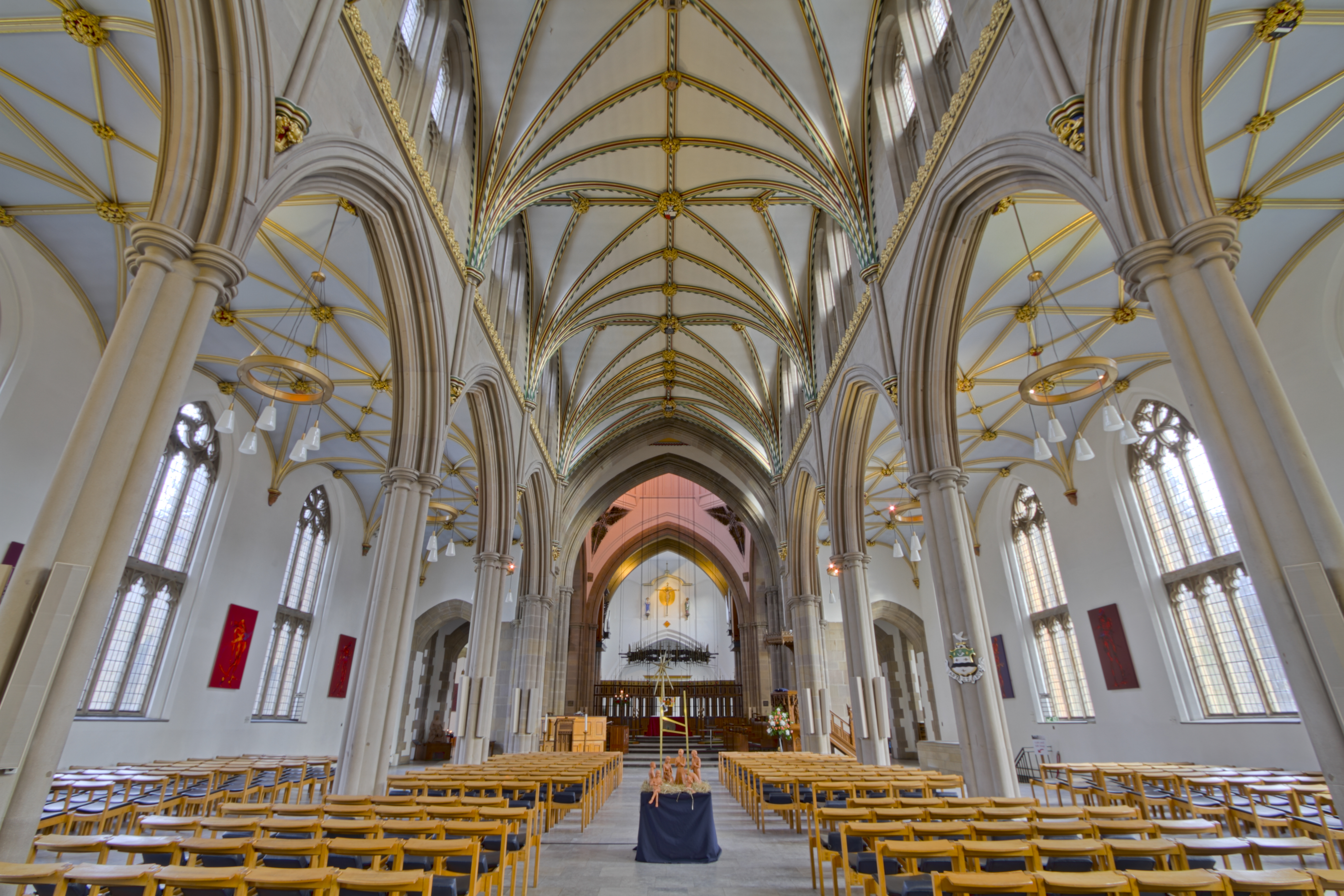 File:Blackburn Cathedral HDR (8412074986).jpg - Wikimedia Commons