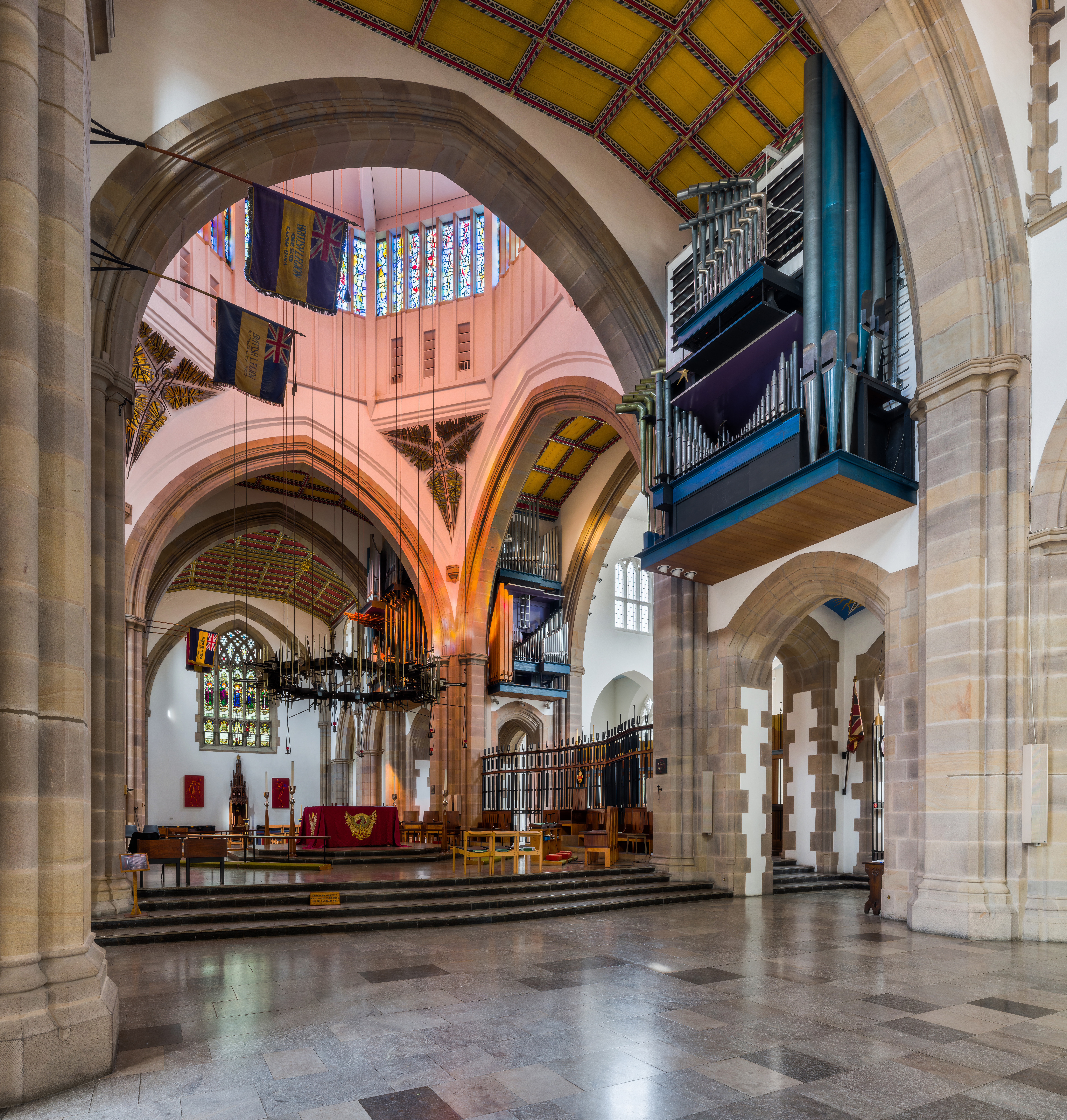 File:Blackburn Cathedral Organ, Blackburn, Lancashire, UK - Diliff ...