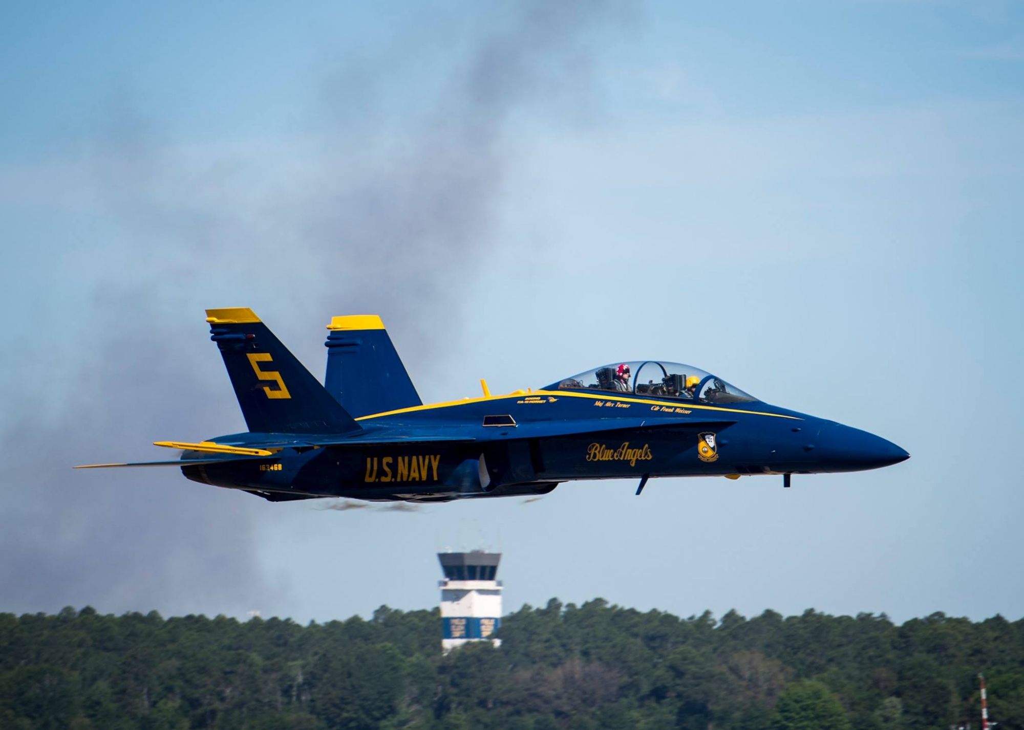 Thunderbirds and Blue Angels reunion at Pensacola