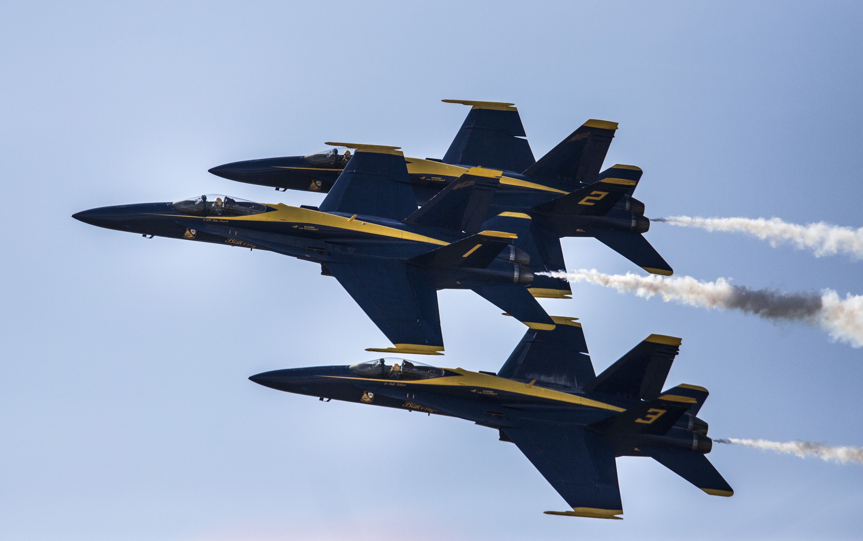 Why the Blue Angels Don't Want the Navy's New Planes