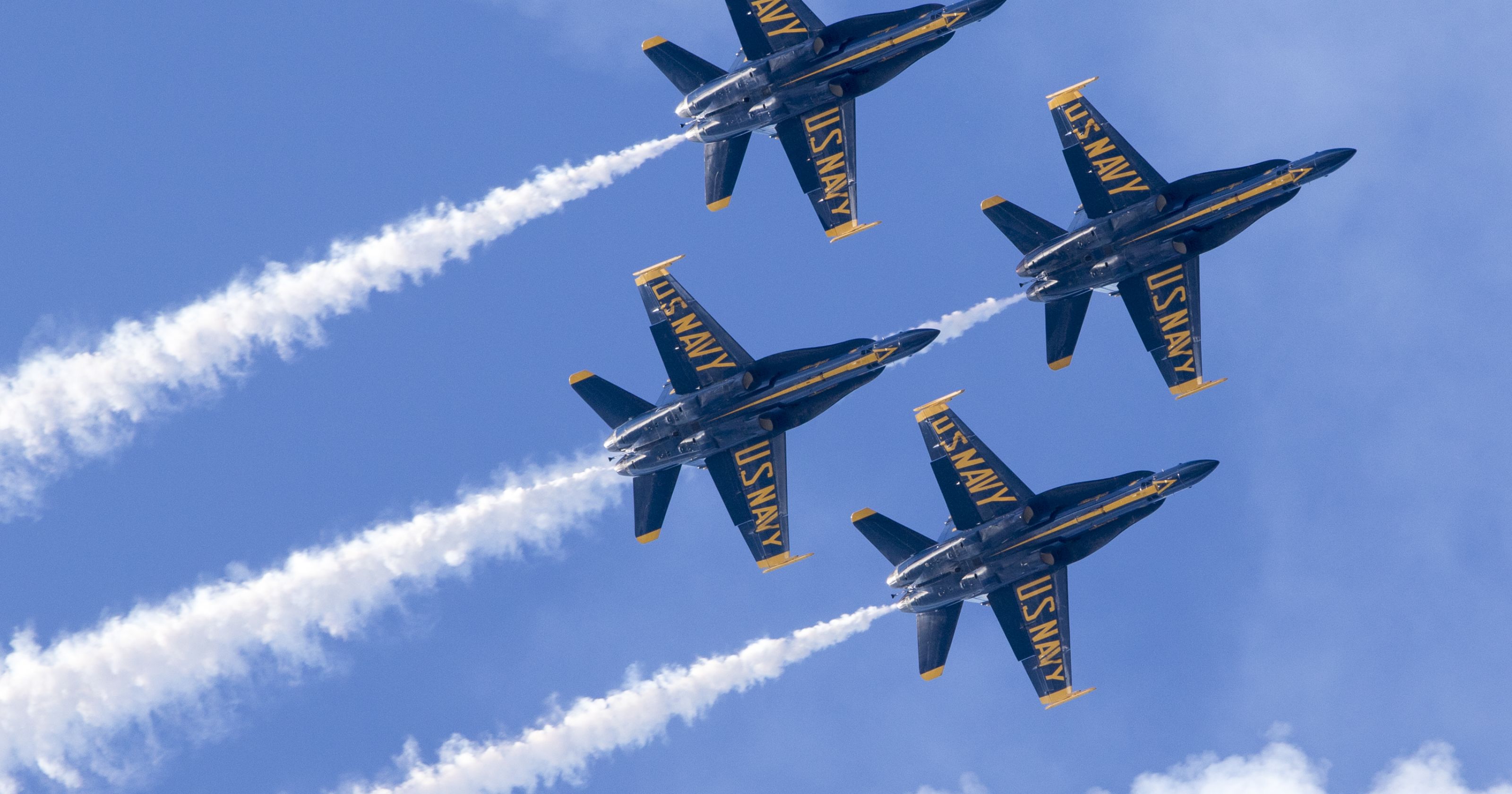 Blue Angels Homecoming Air Show: Thousands to attend last day of show