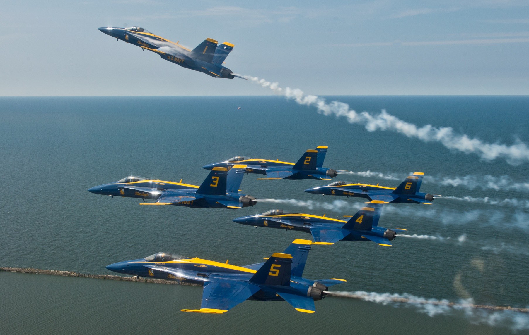 Watch and Listen as 70 Years of US Navy Blue Angels History Come ...