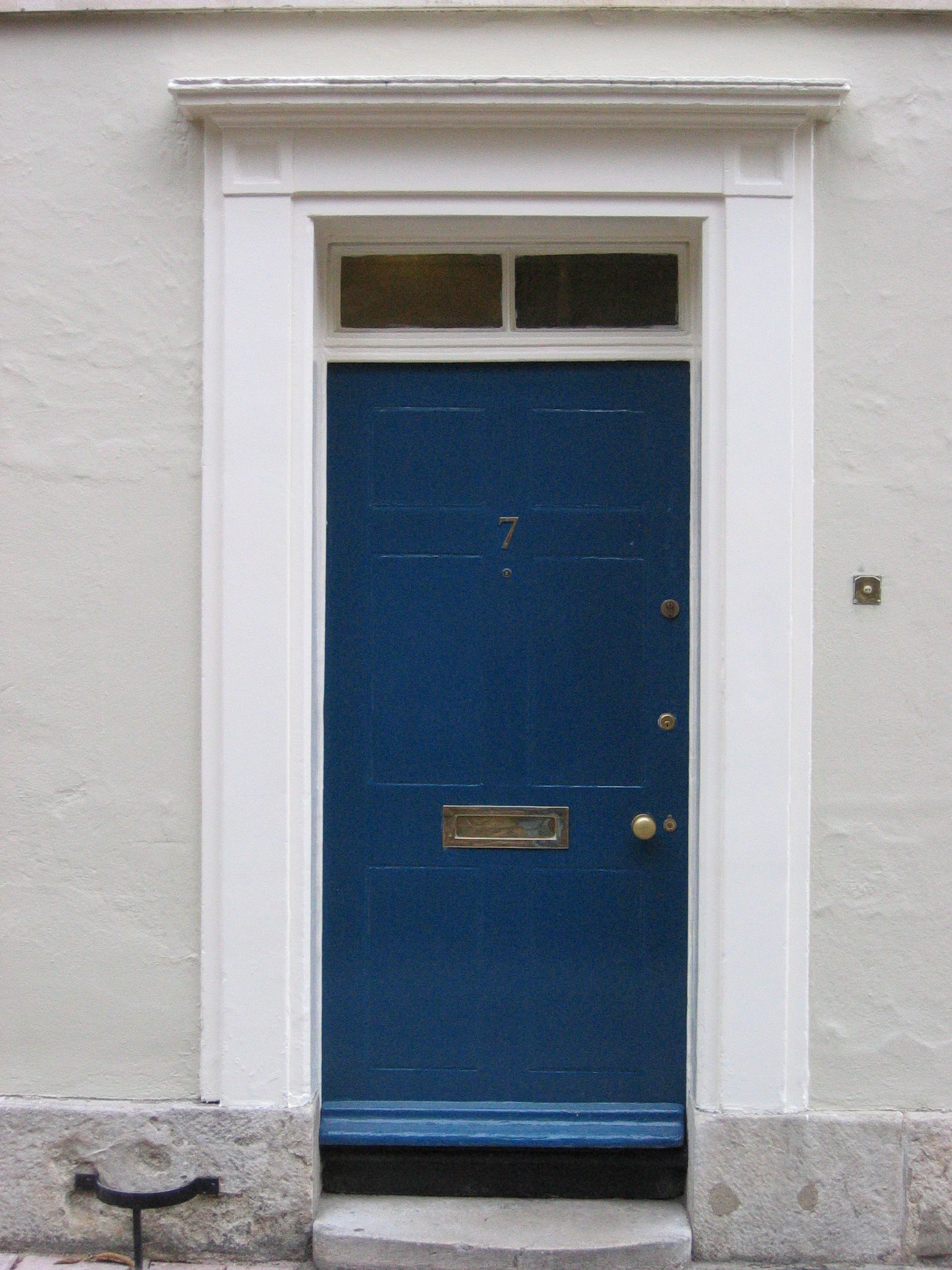 File:Blue Door.jpg - Wikimedia Commons