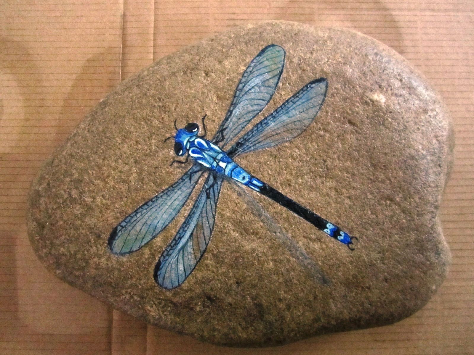 blue dragonfly - I need to learn to paint (well, paint like this ...