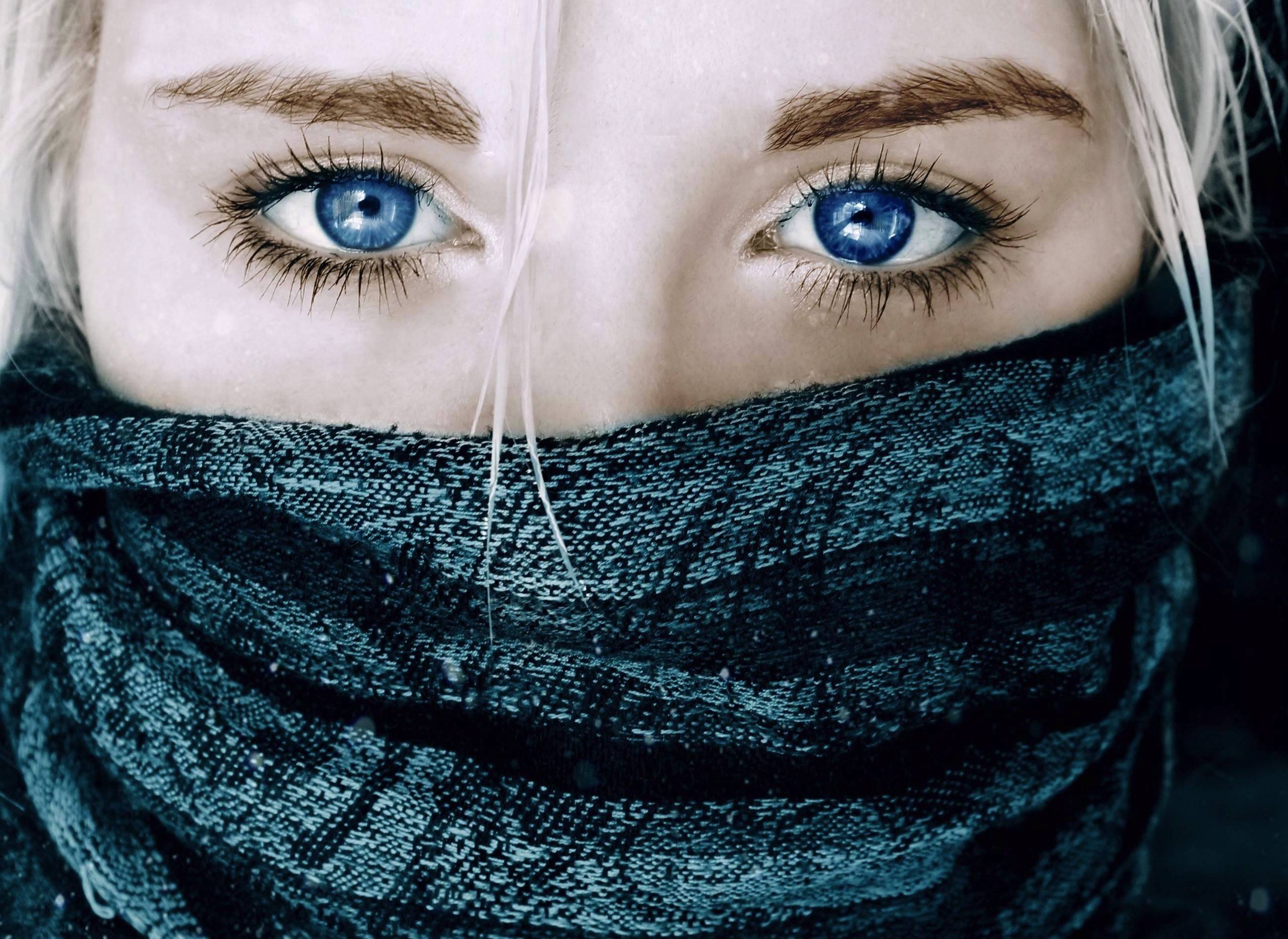 Blue Eyes - Imgur