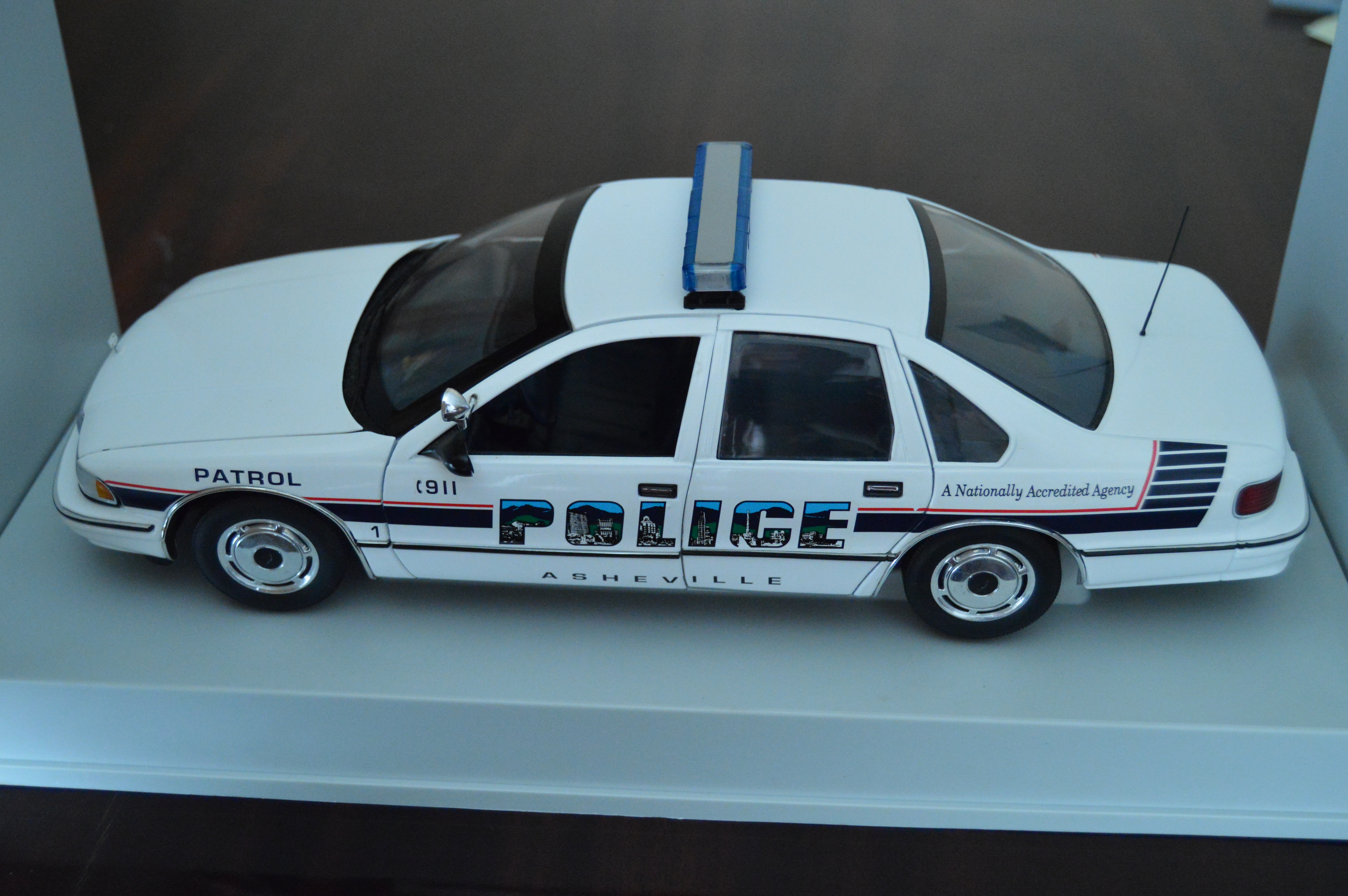 1996 Chevrolet Caprice Police | Model Cars | hobbyDB