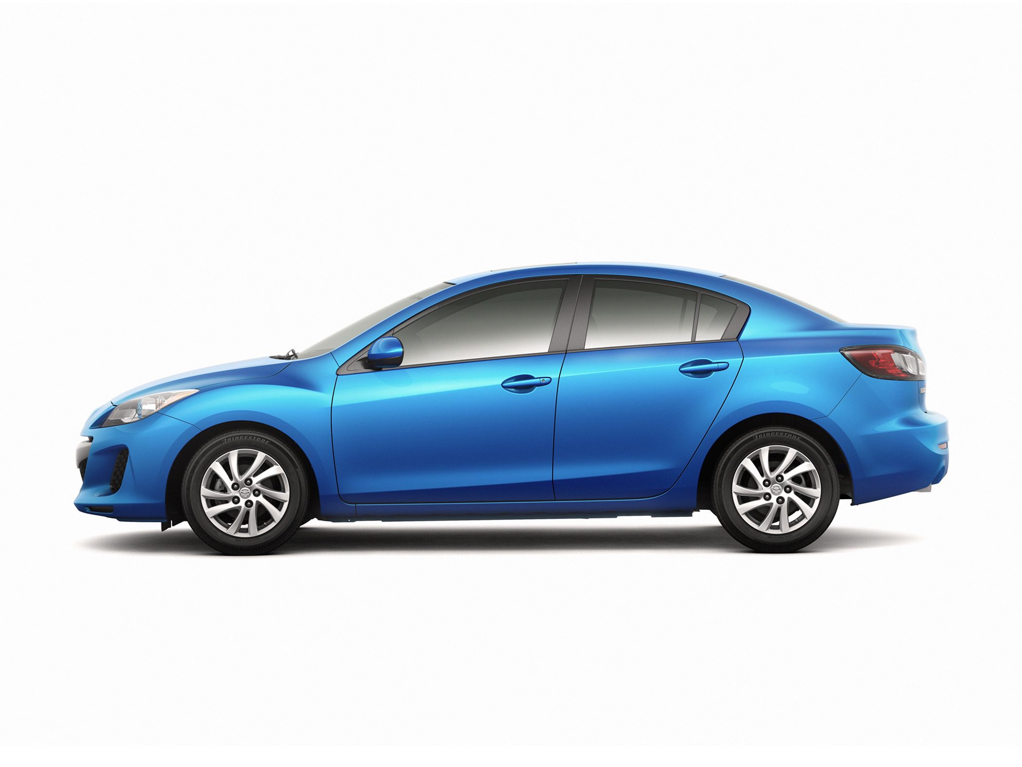 2013 Mazda Mazda3 - Price, Photos, Reviews & Features