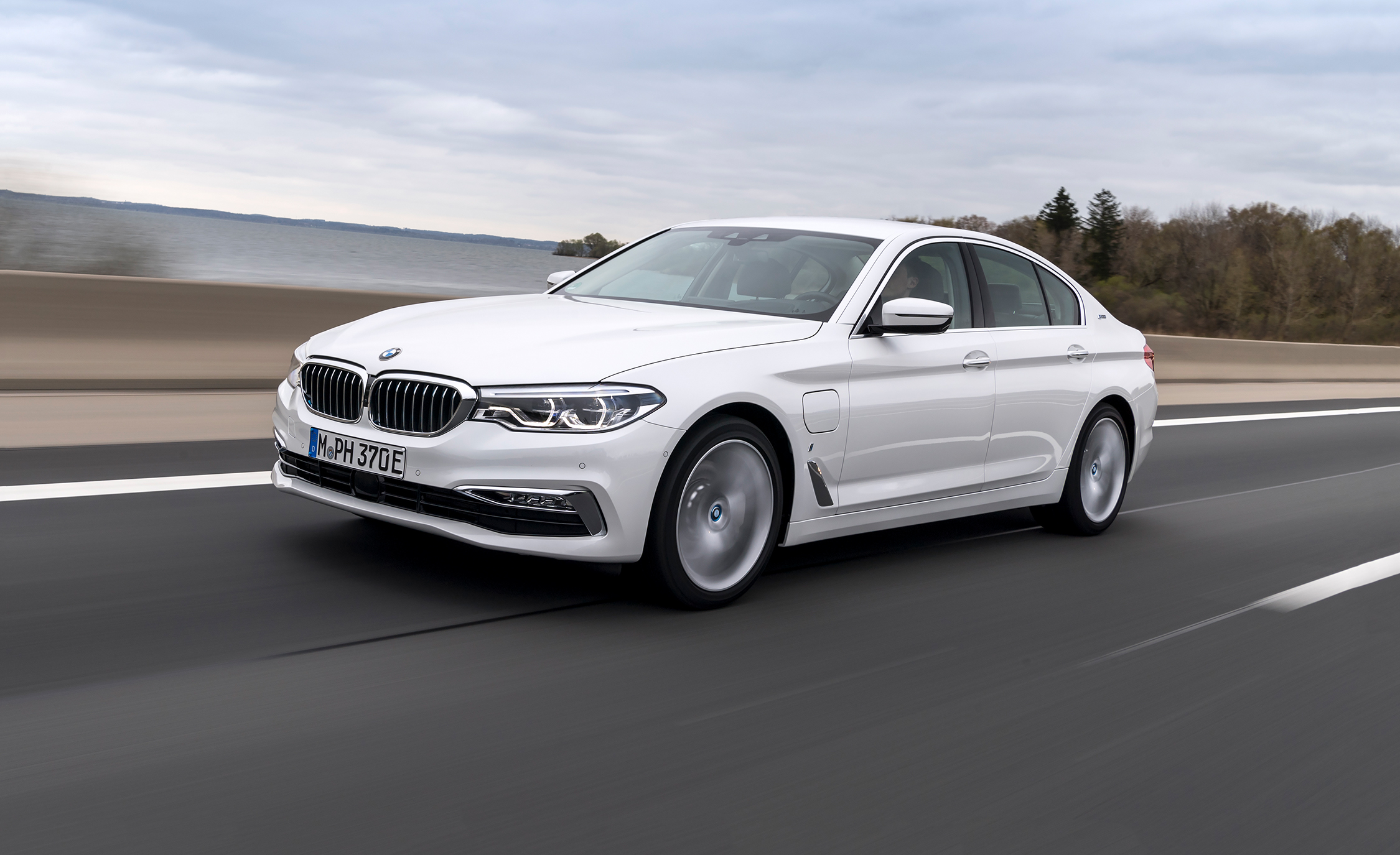 2018 BMW 530e Plug-In Hybrid First Drive | Review | Car and Driver