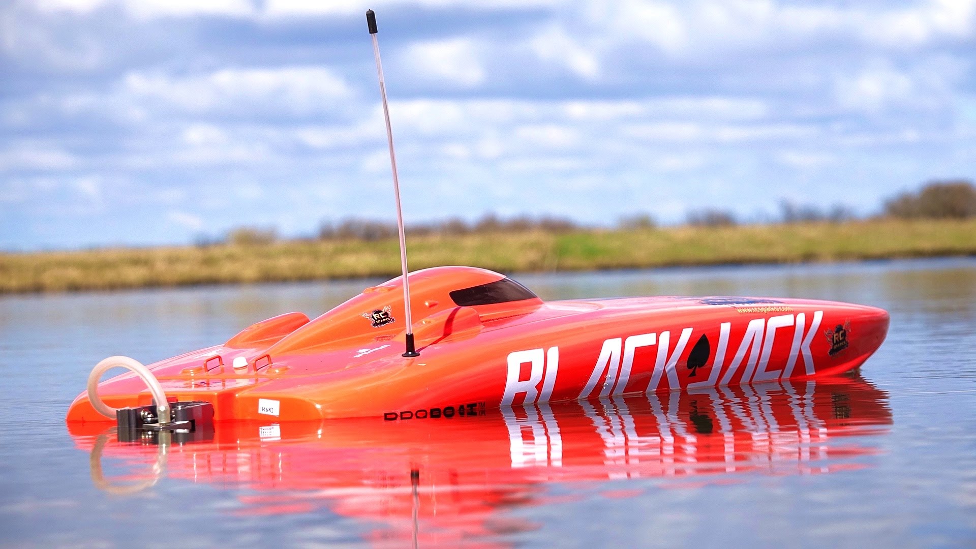 Make Your Own Wake: The Best RC Boats of 2018 | Unleash the Bot